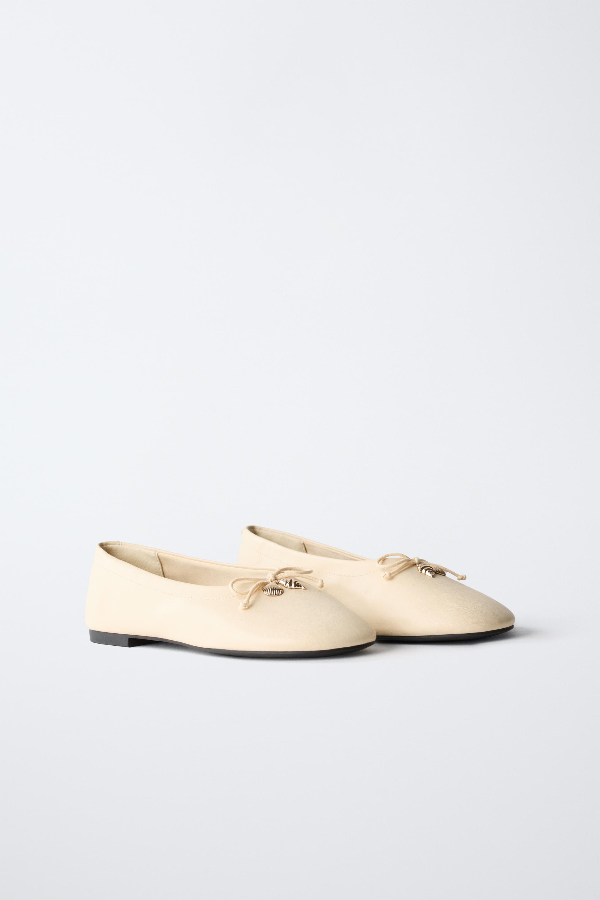 CHARM BALLET FLATS