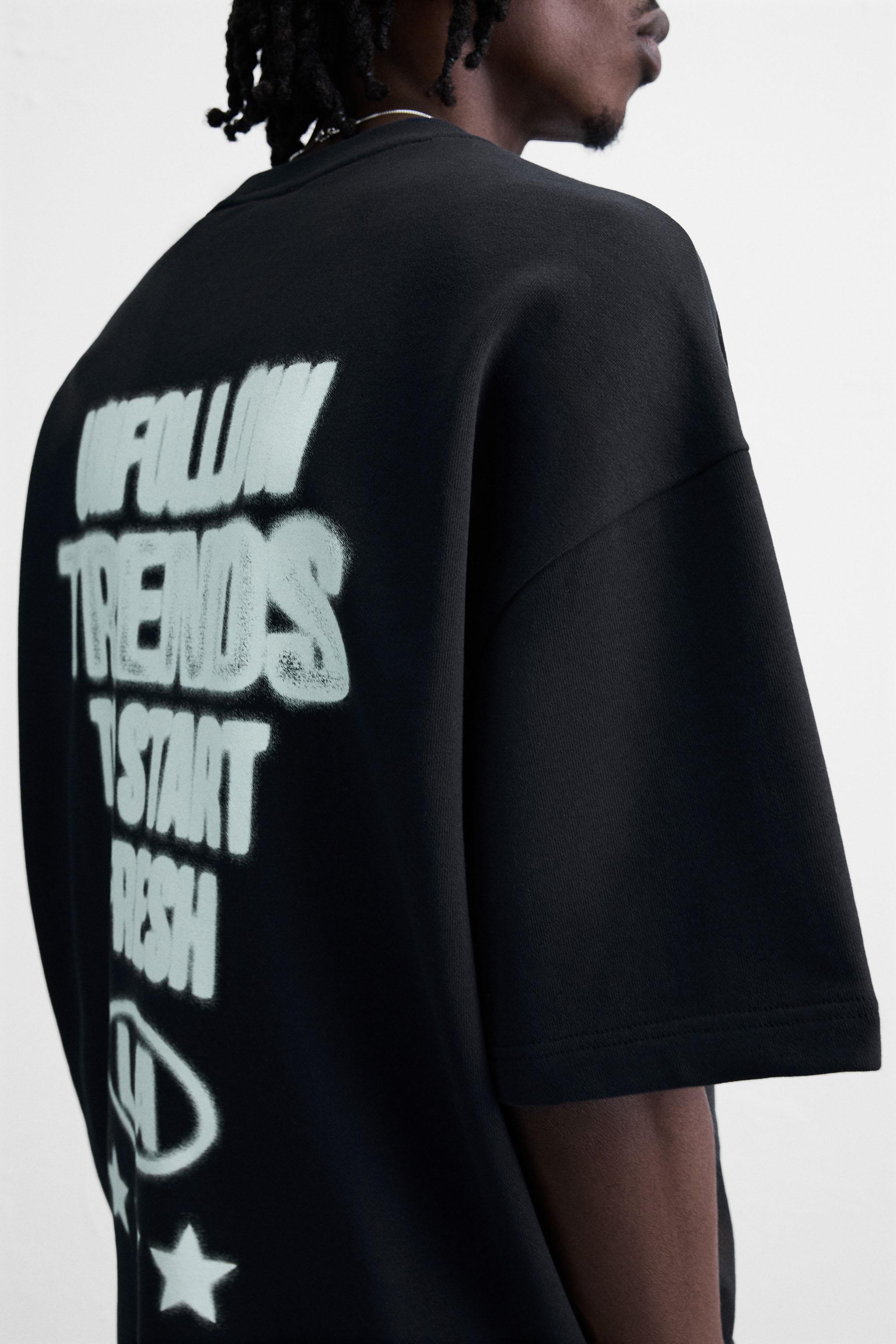 PRINTED GRAPHIC SWEATSHIRT