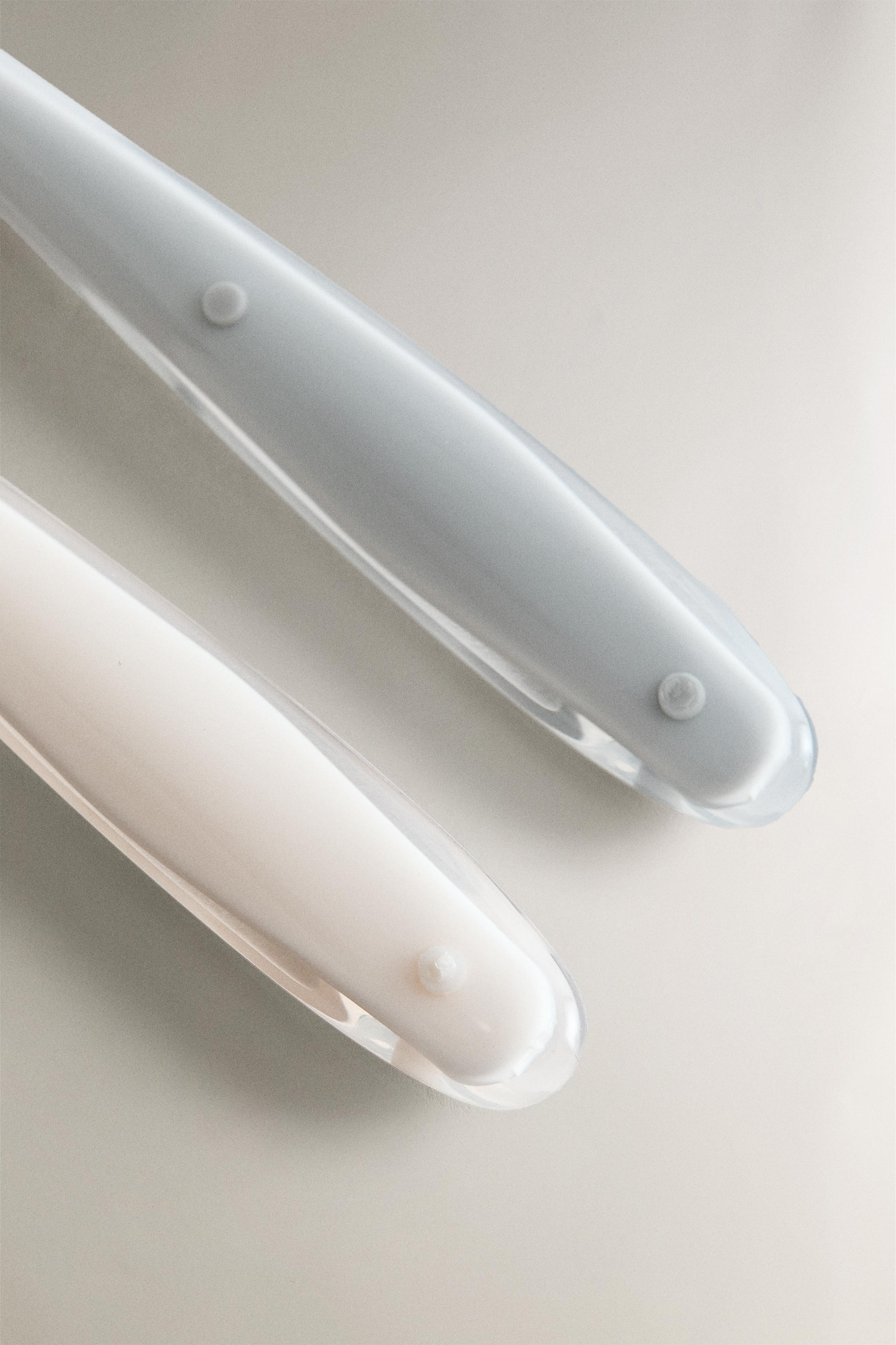 CHILDREN'S SET OF SILICONE SPOONS