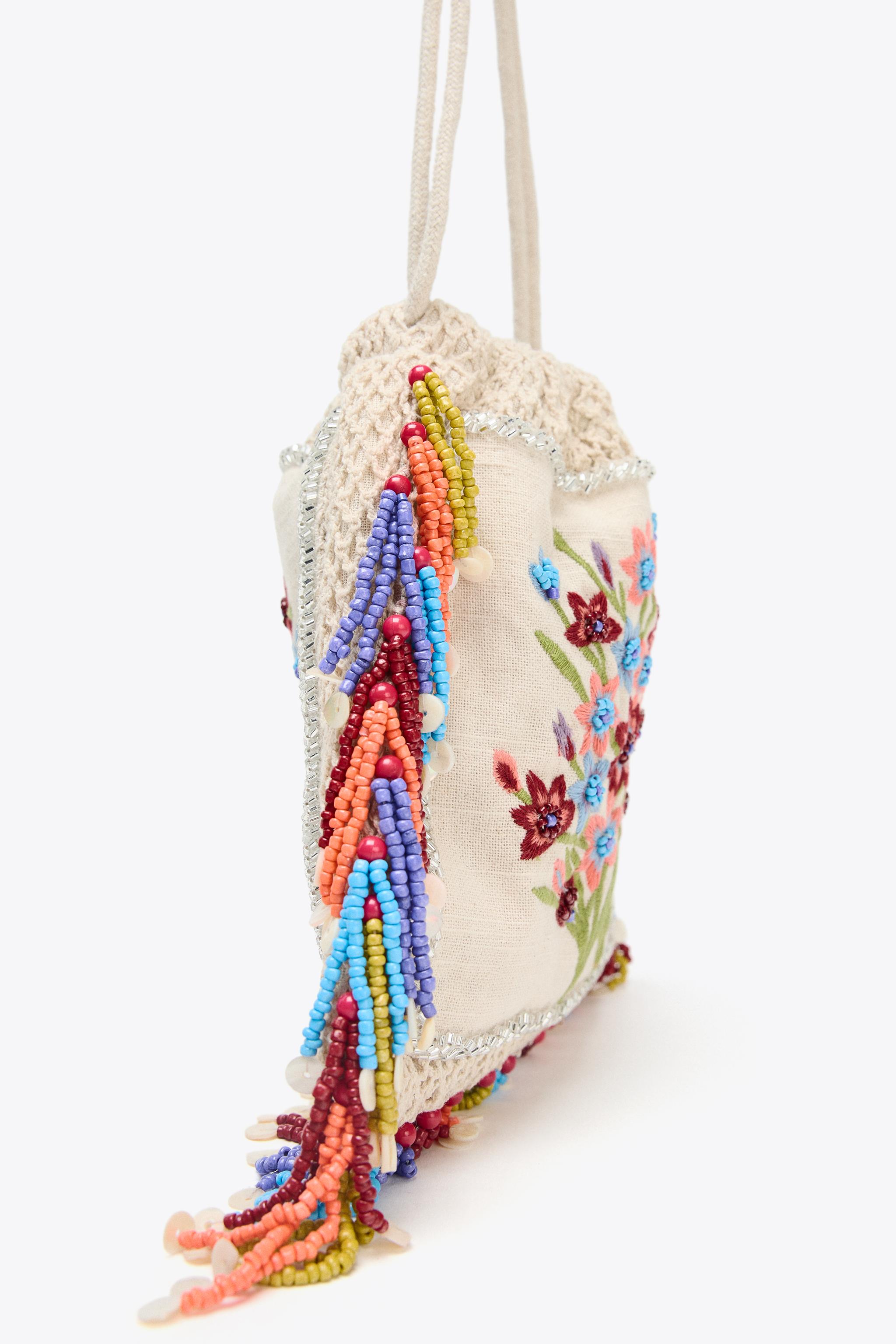 FLORAL EMBROIDERY BUCKET BAG