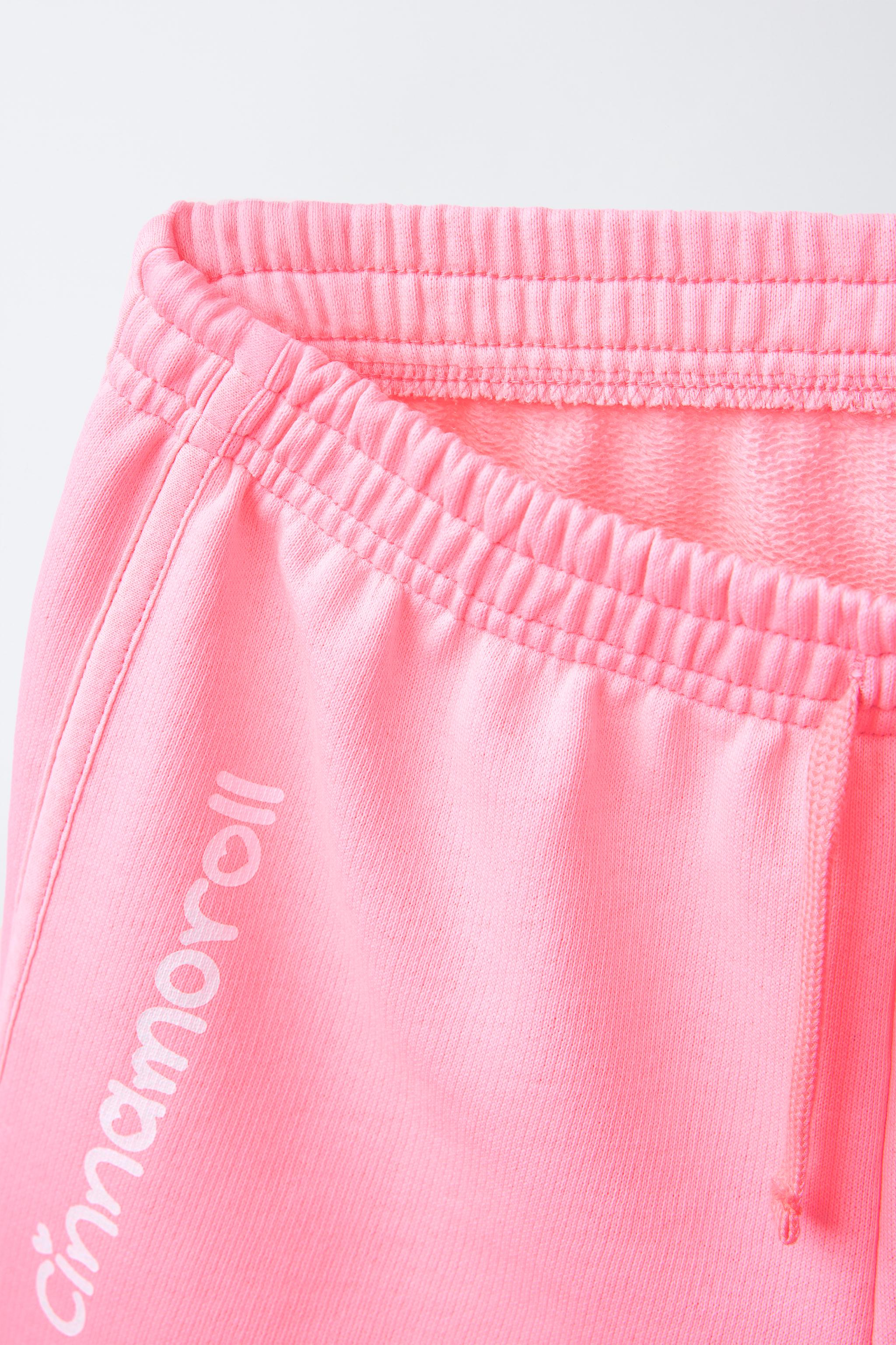 CINNAMOROLL © SANRIO EMBOSSED BERMUDA SHORTS