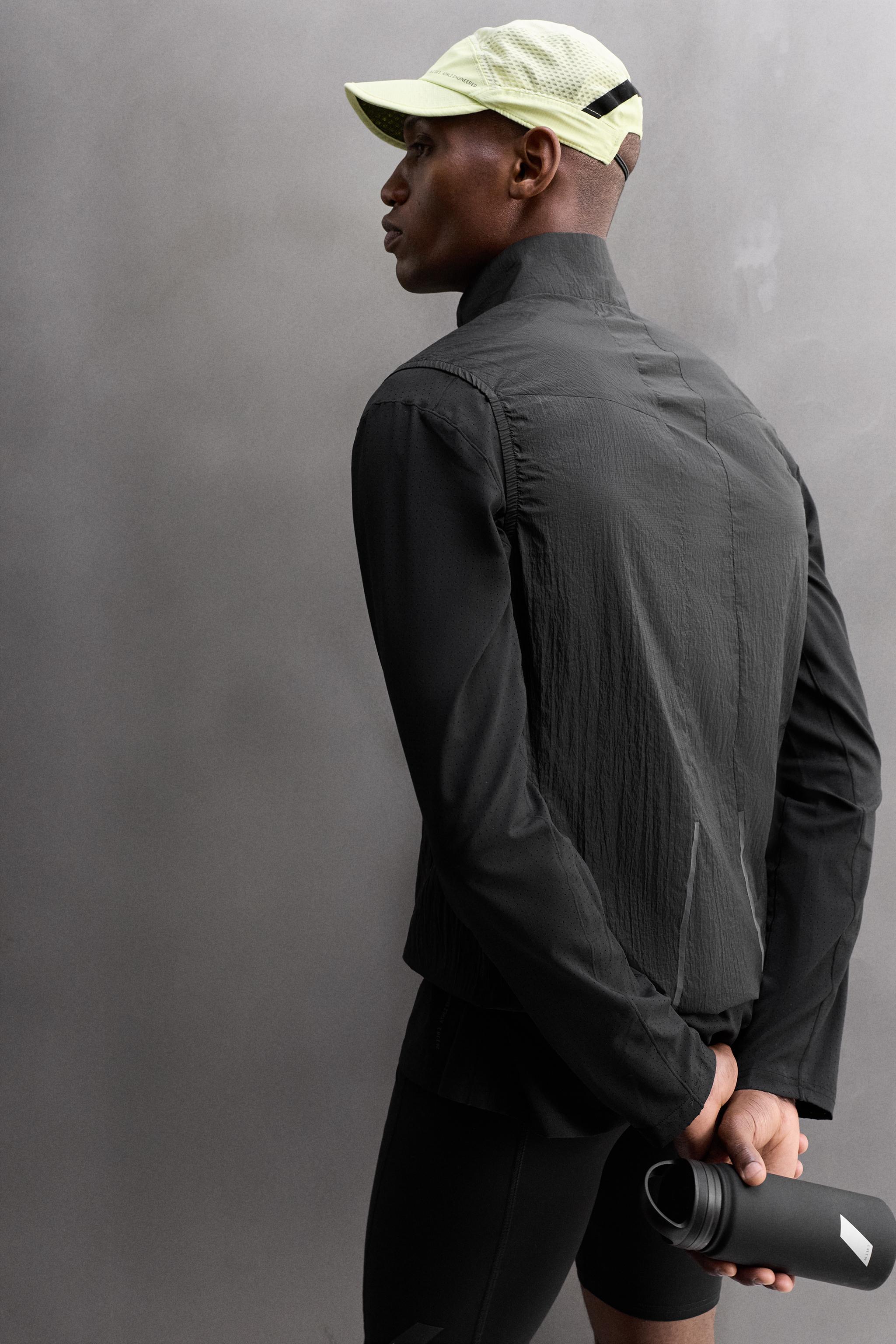 LIGHTWEIGHT TECHNICAL VEST