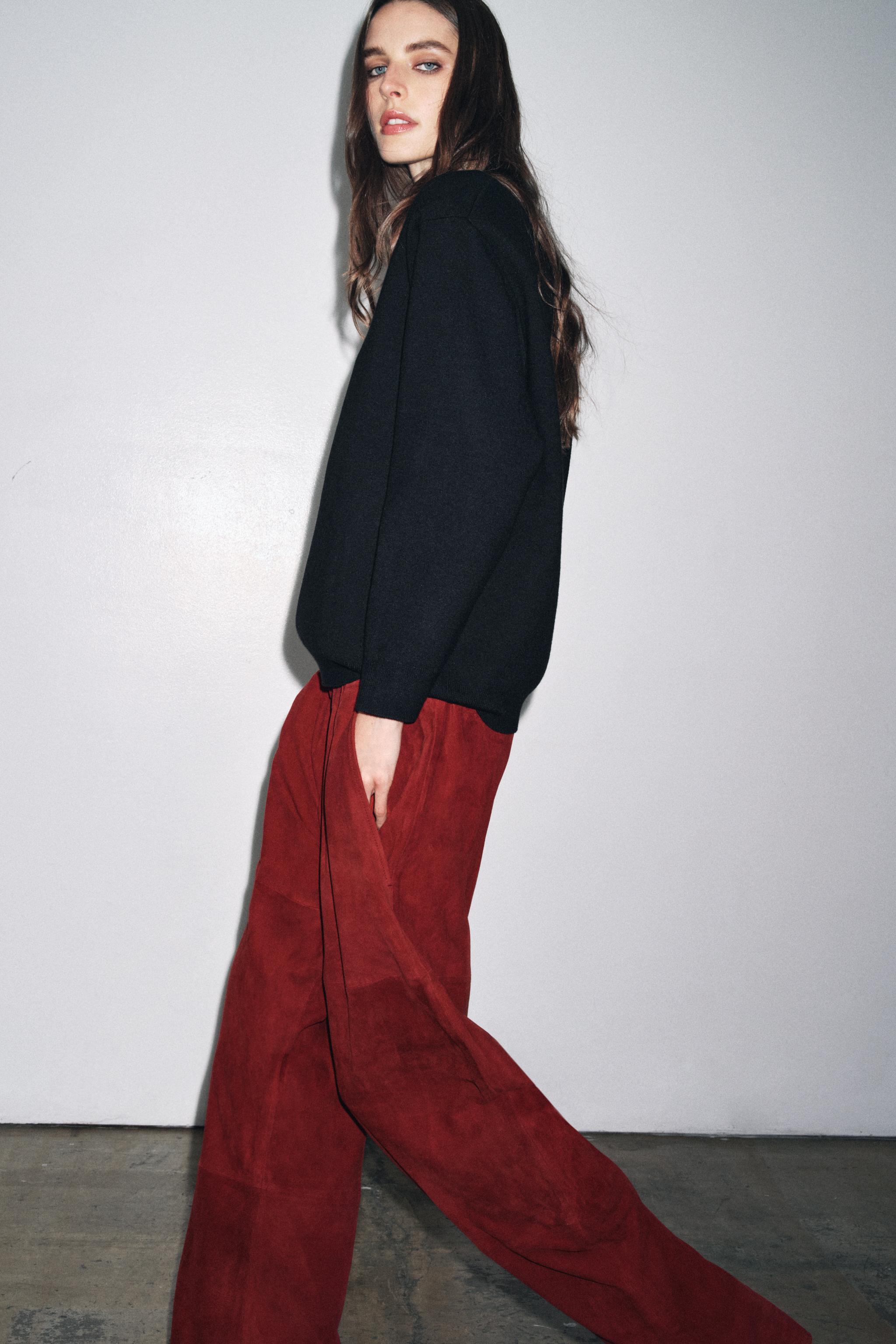 PLAIN KNIT SWEATSHIRT WITH SHOULDER PADS