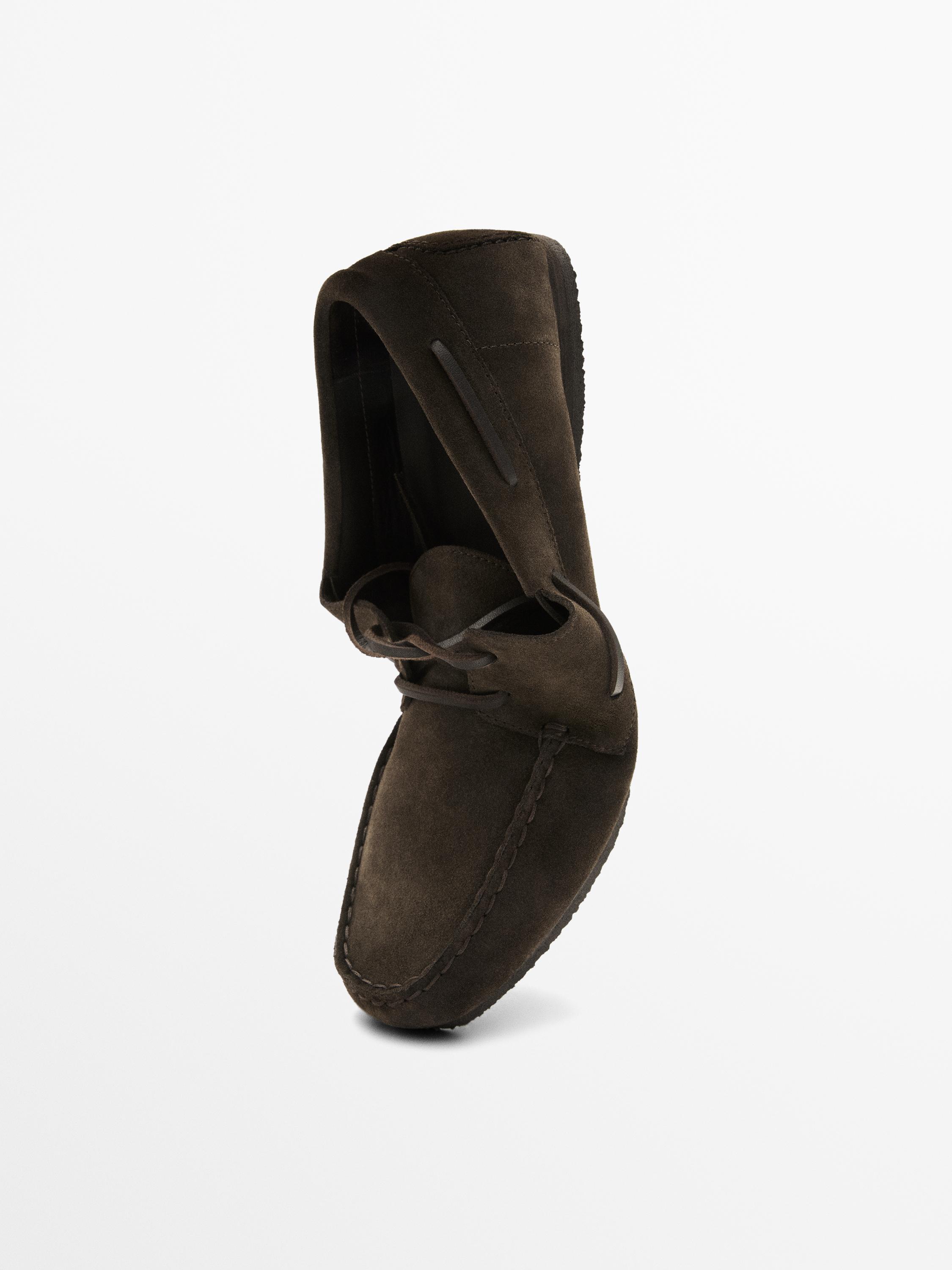 Soft split leather deck shoes