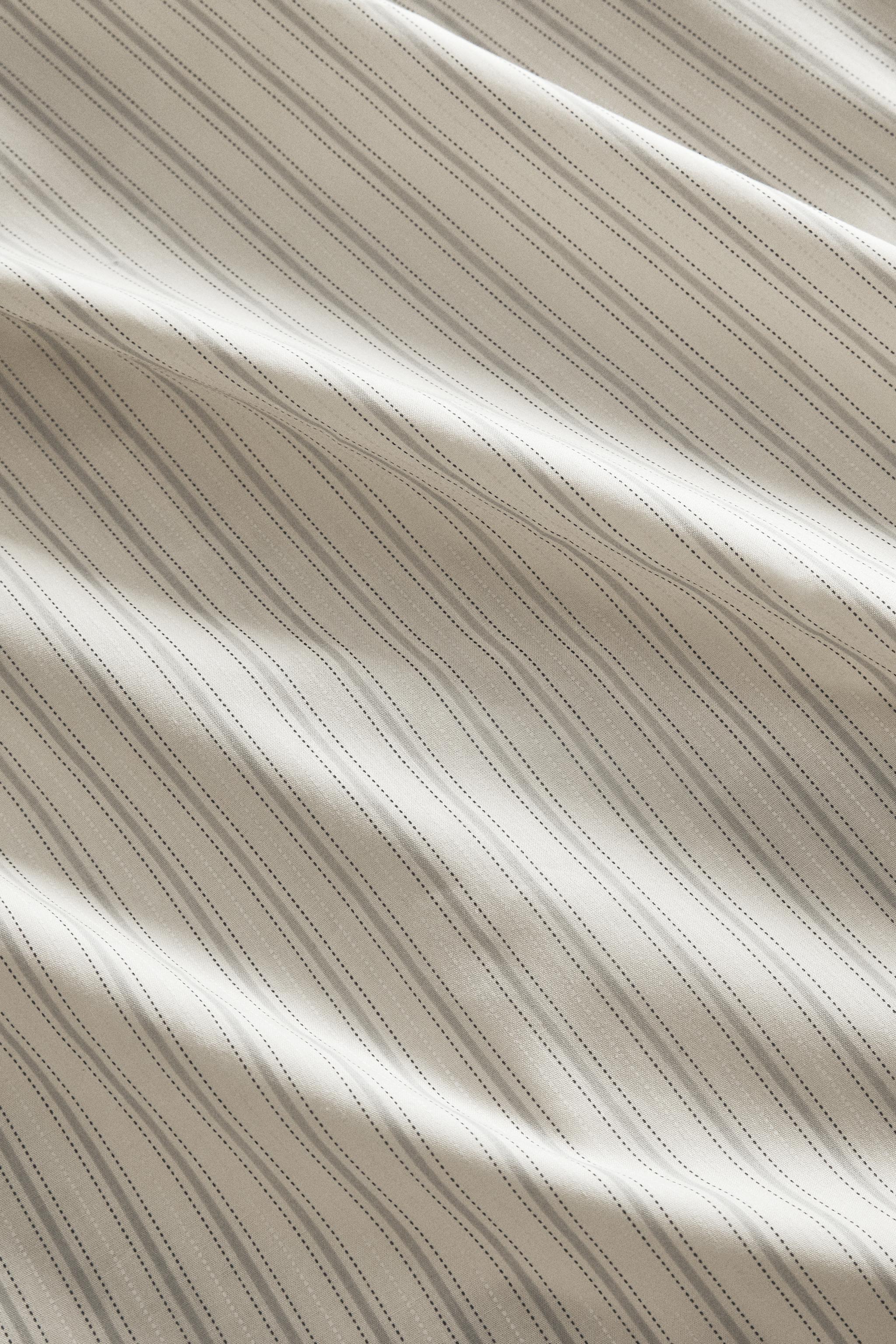 CHILDREN'S REVERSIBLE STRIPED DUVET COVER