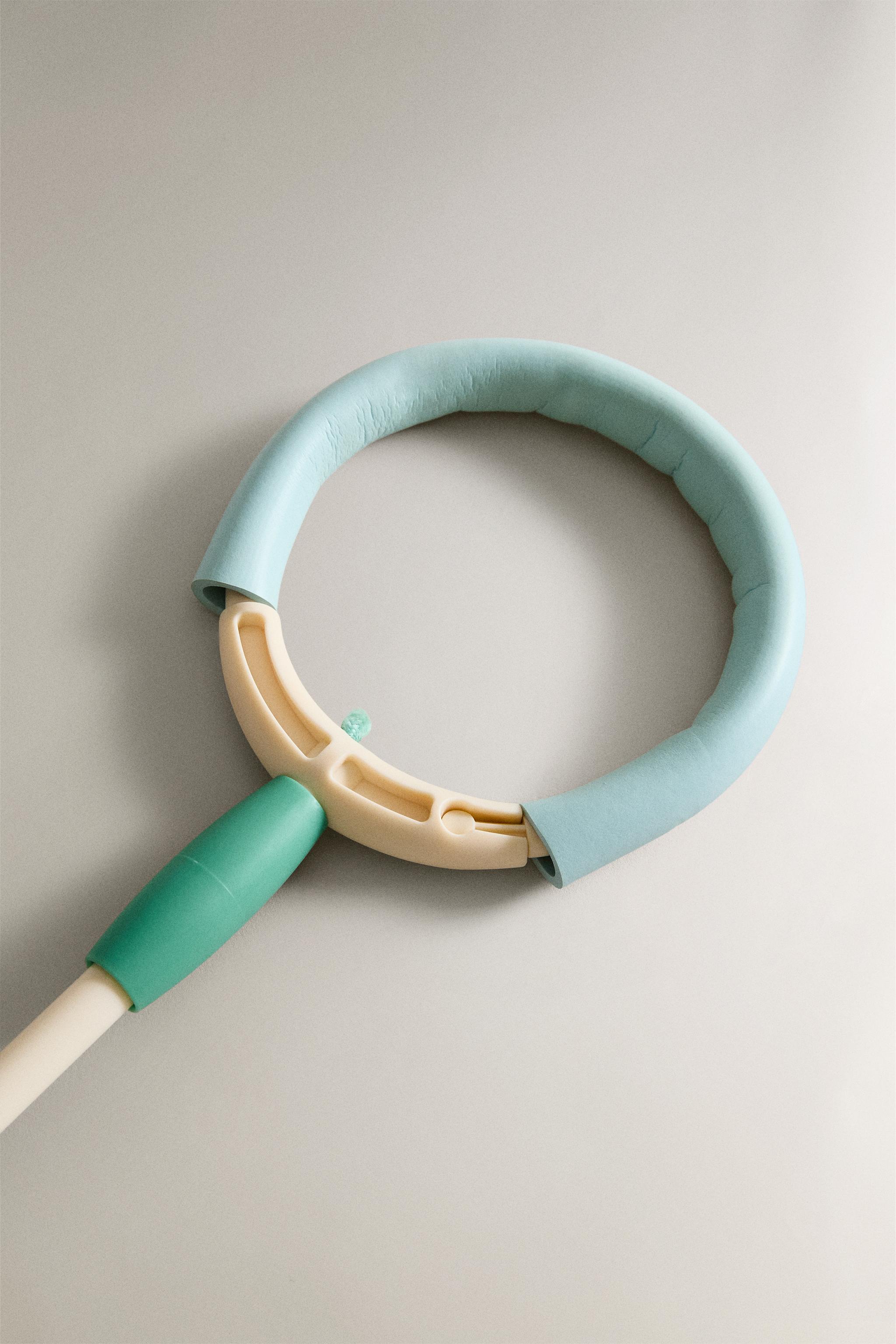 CHILDREN'S SKIP BALL TOY