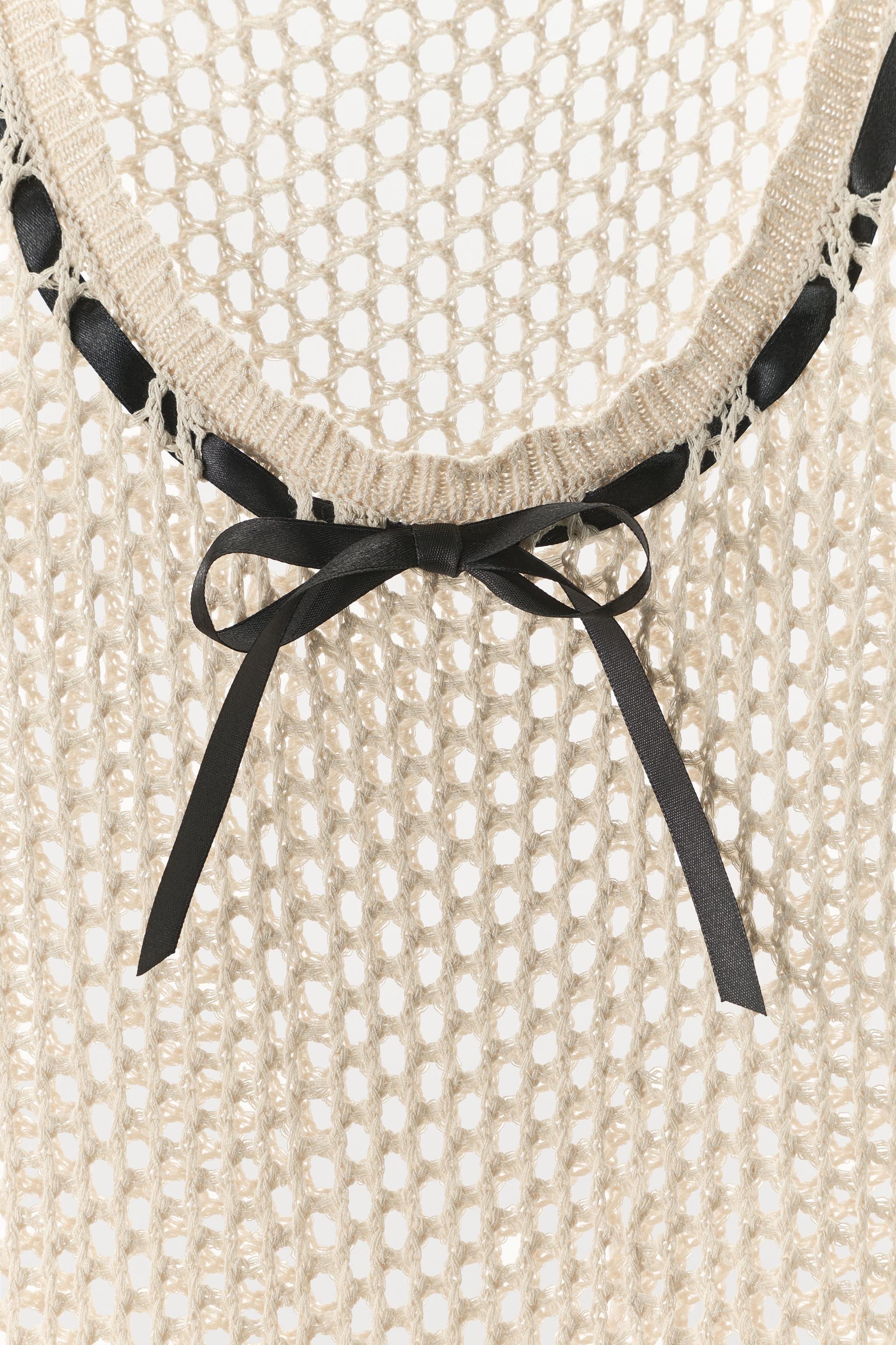 CONTRAST BOW OPEN KNIT T-SHIRT