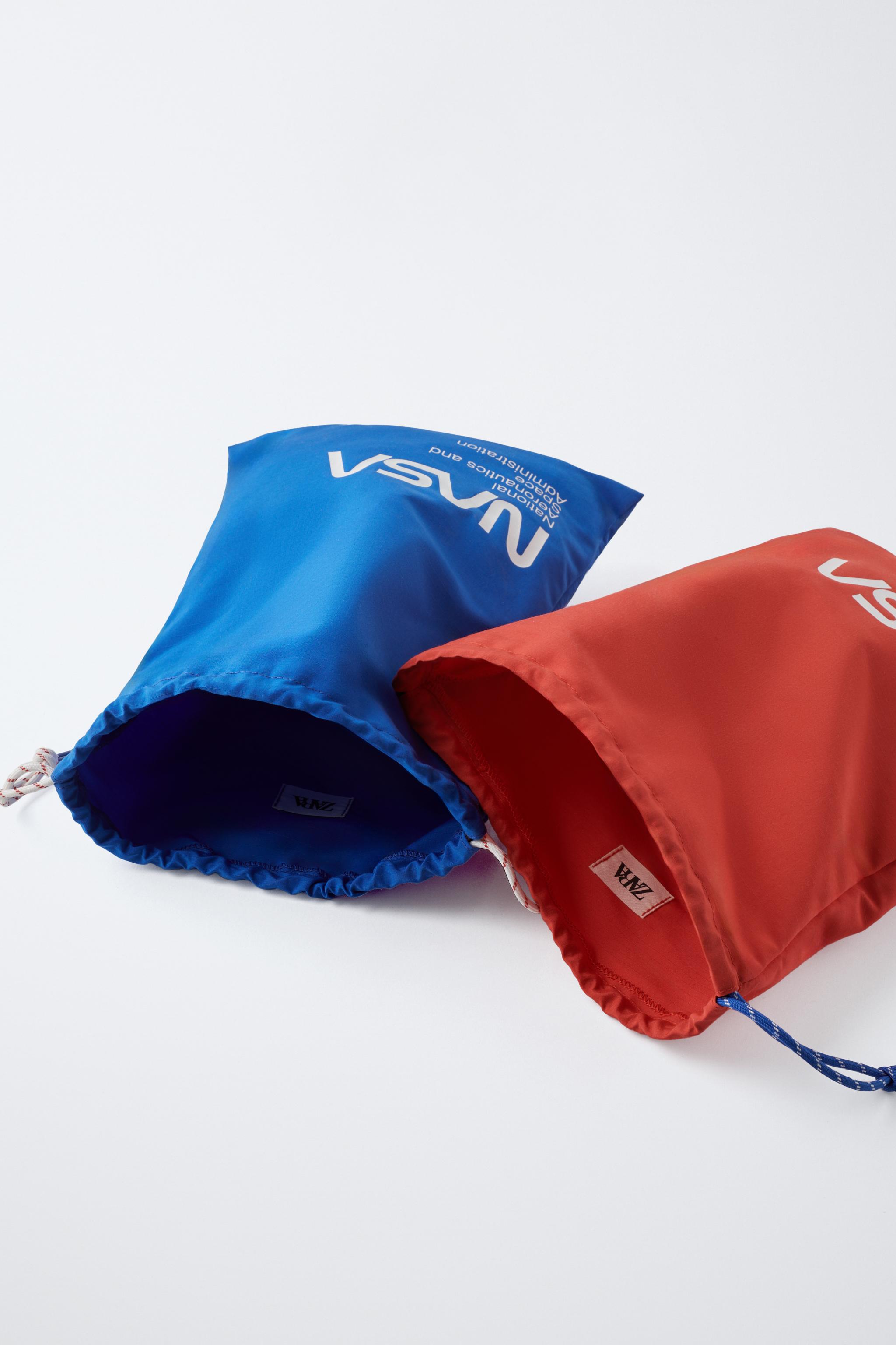 PACK OF BAGS © NASA