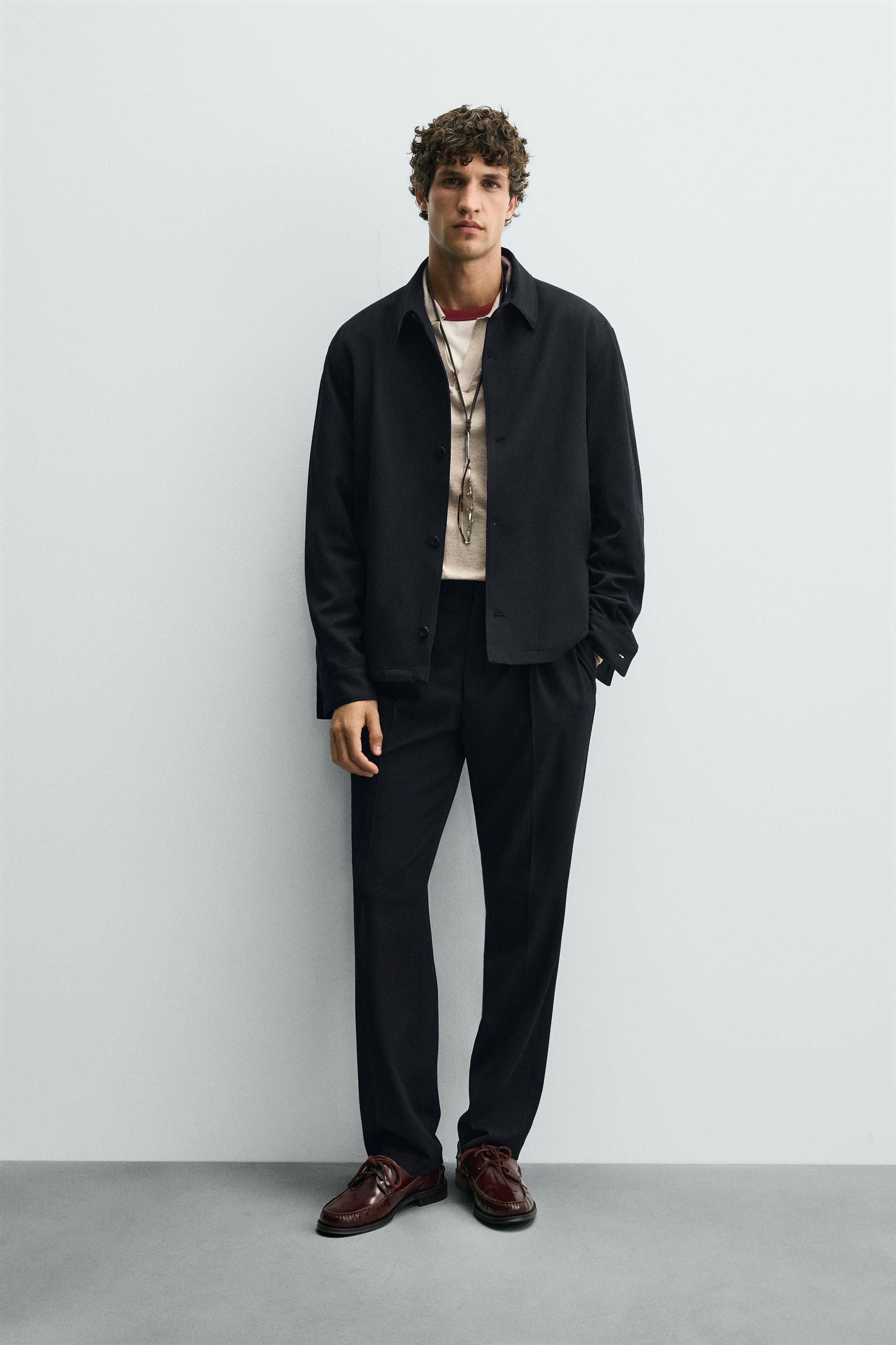 REGULAR FIT PLEATED PANTS