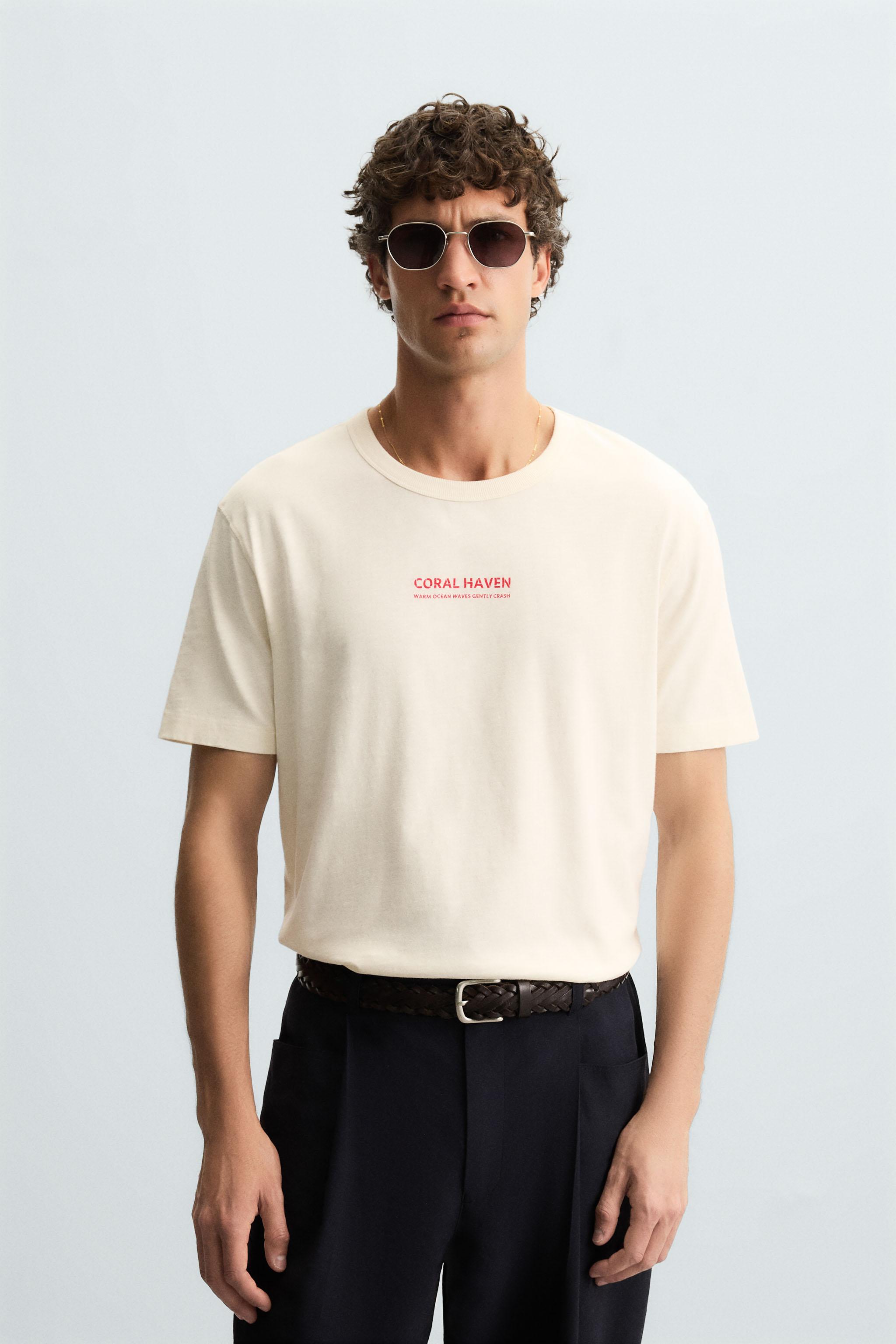 CONTRAST GRAPHIC T-SHIRT