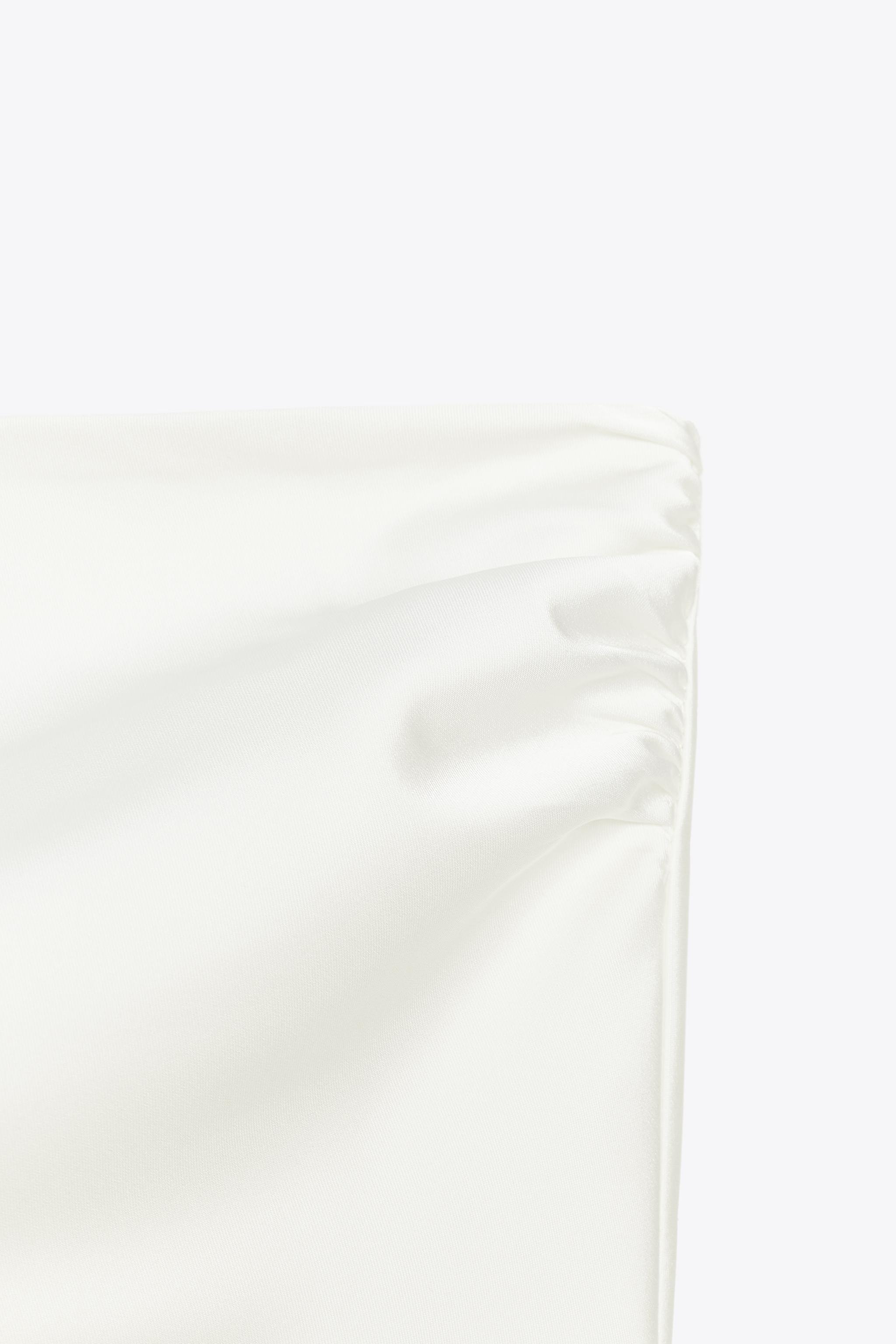 SATIN EFFECT HANKY TOP