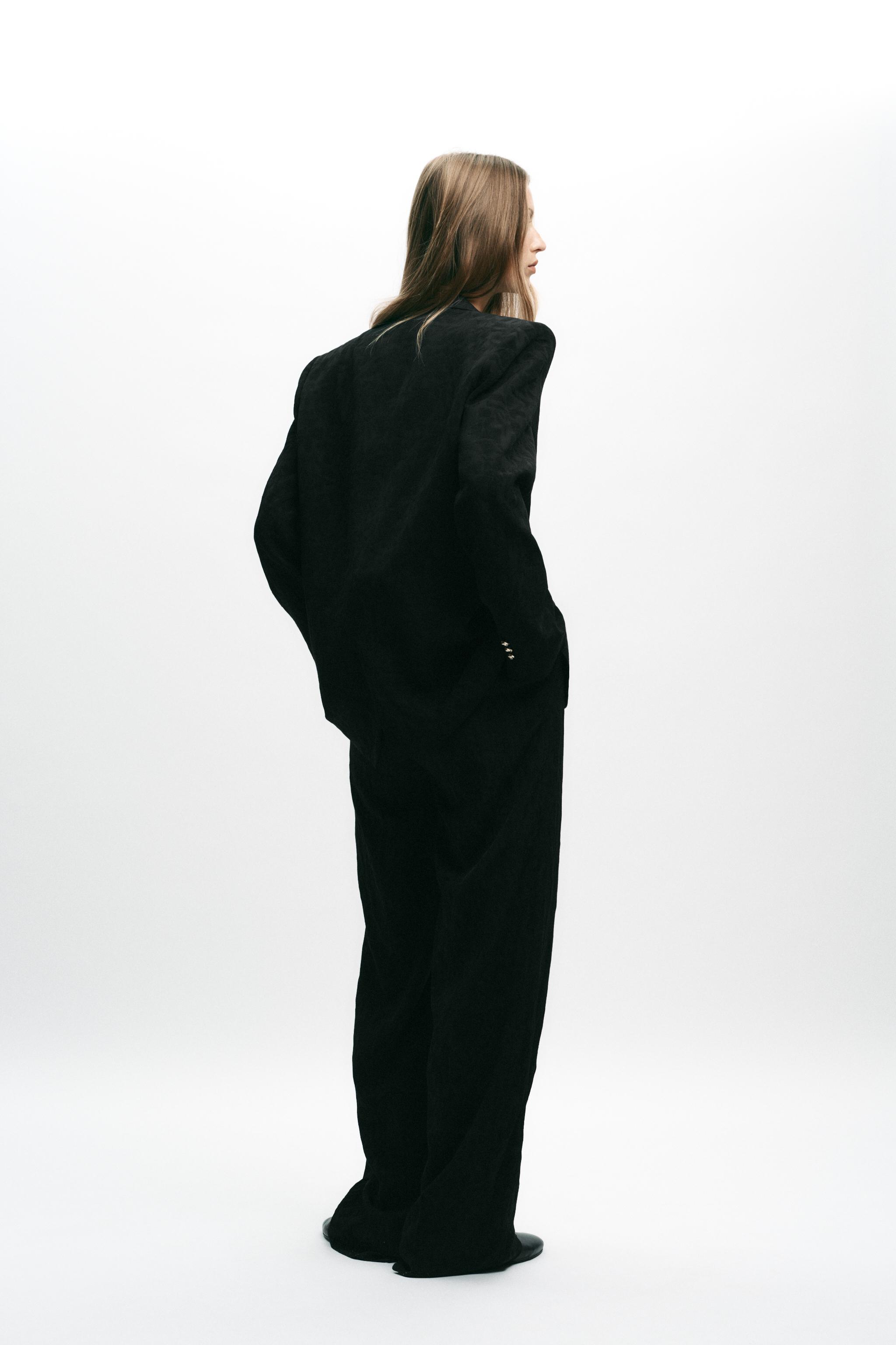 OVERSIZED JACQUARD BLAZER WITH SHOULDER PADS