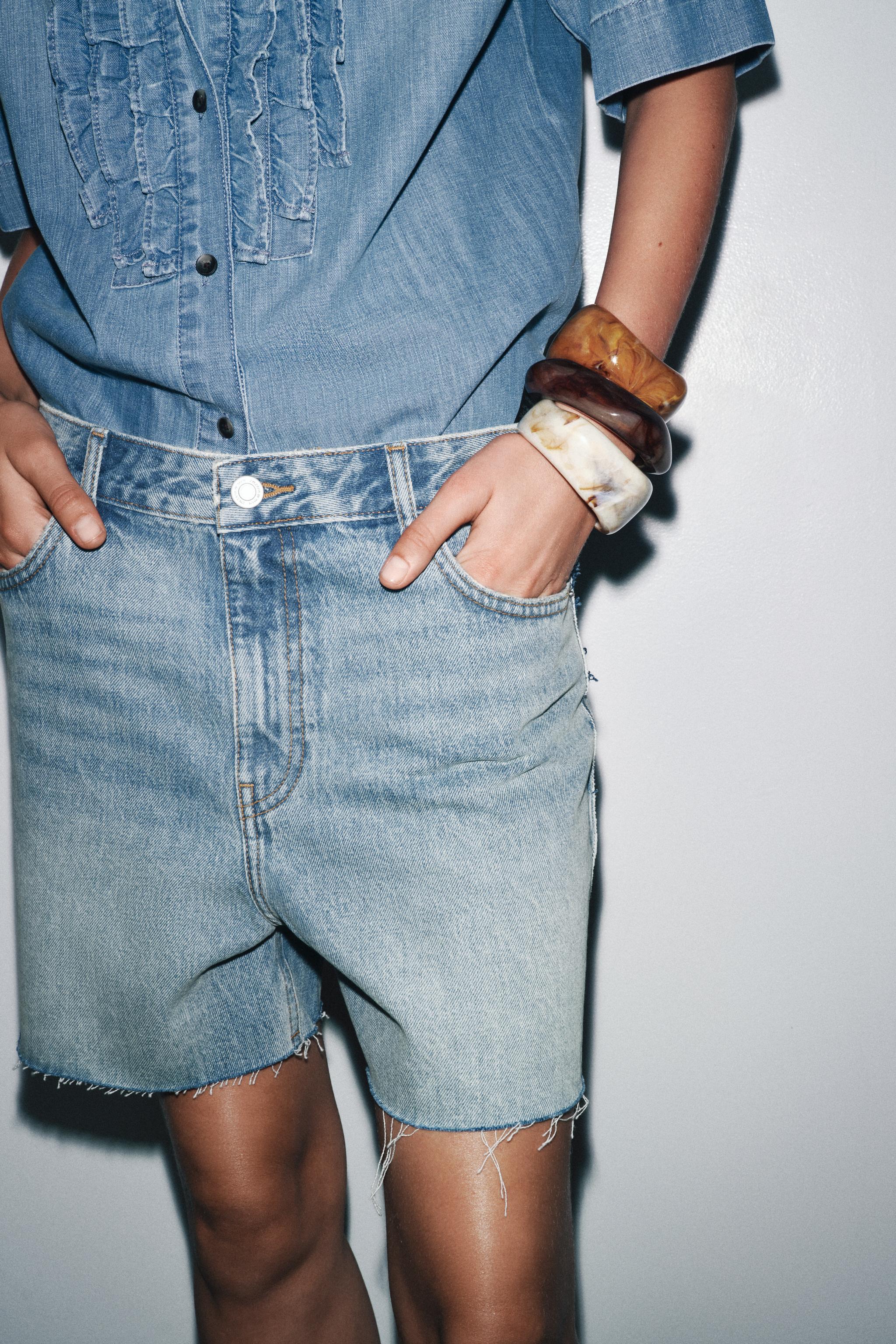 ZW COLLECTION MID-RISE DENIM SHORTS