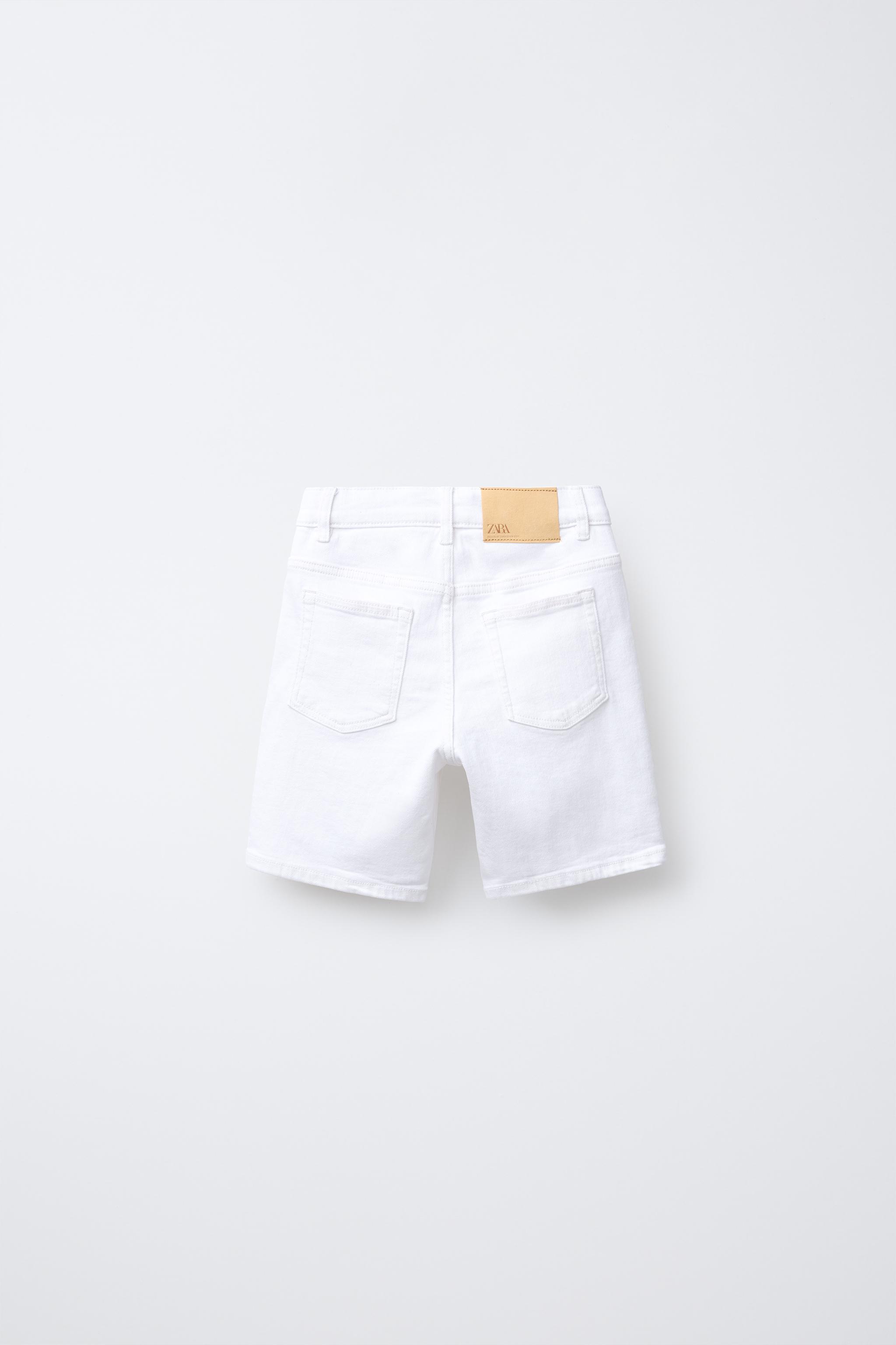 BASIC STRAIGHT DENIM BERMUDA SHORTS