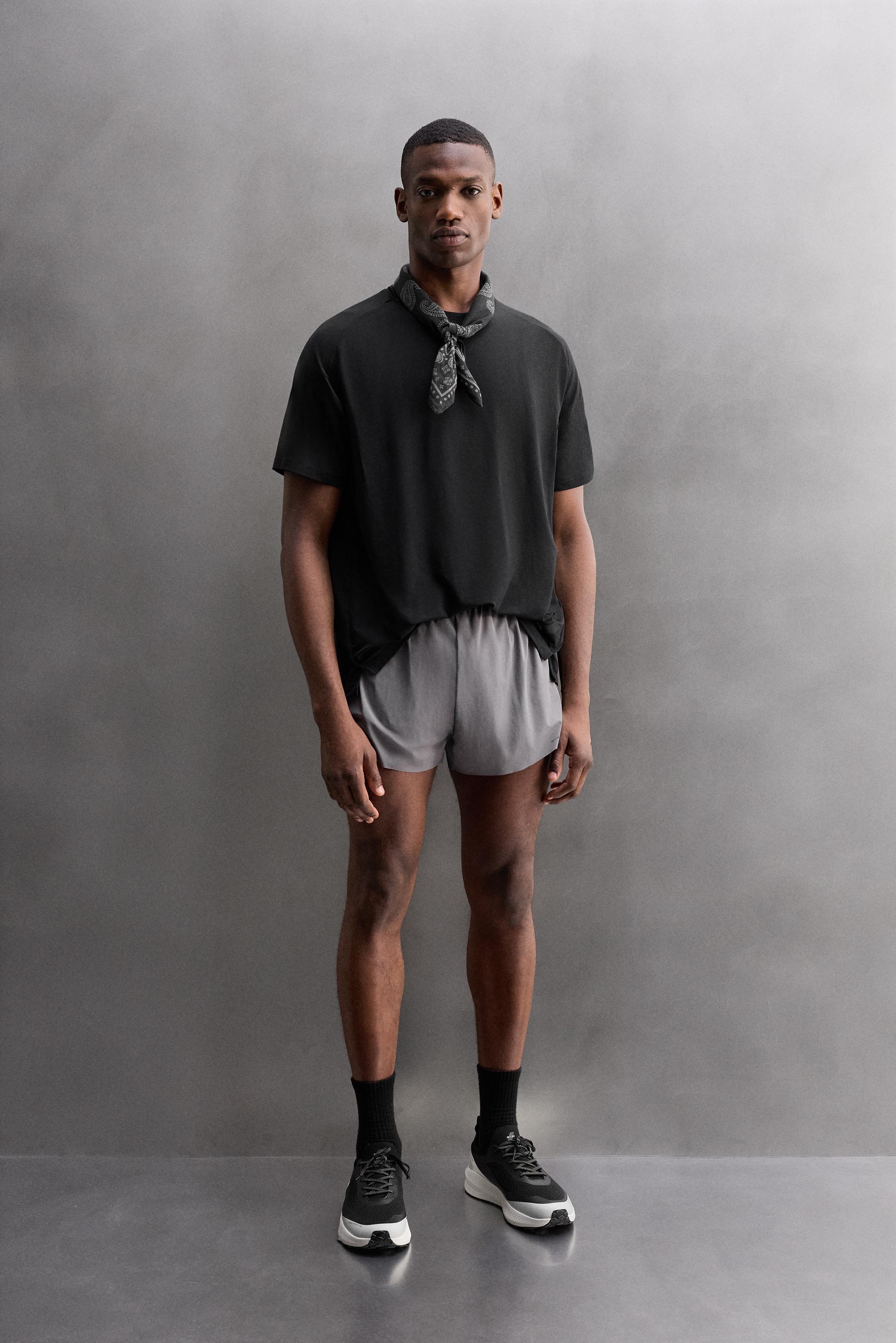 TEXTURED TRAINING T-SHIRT