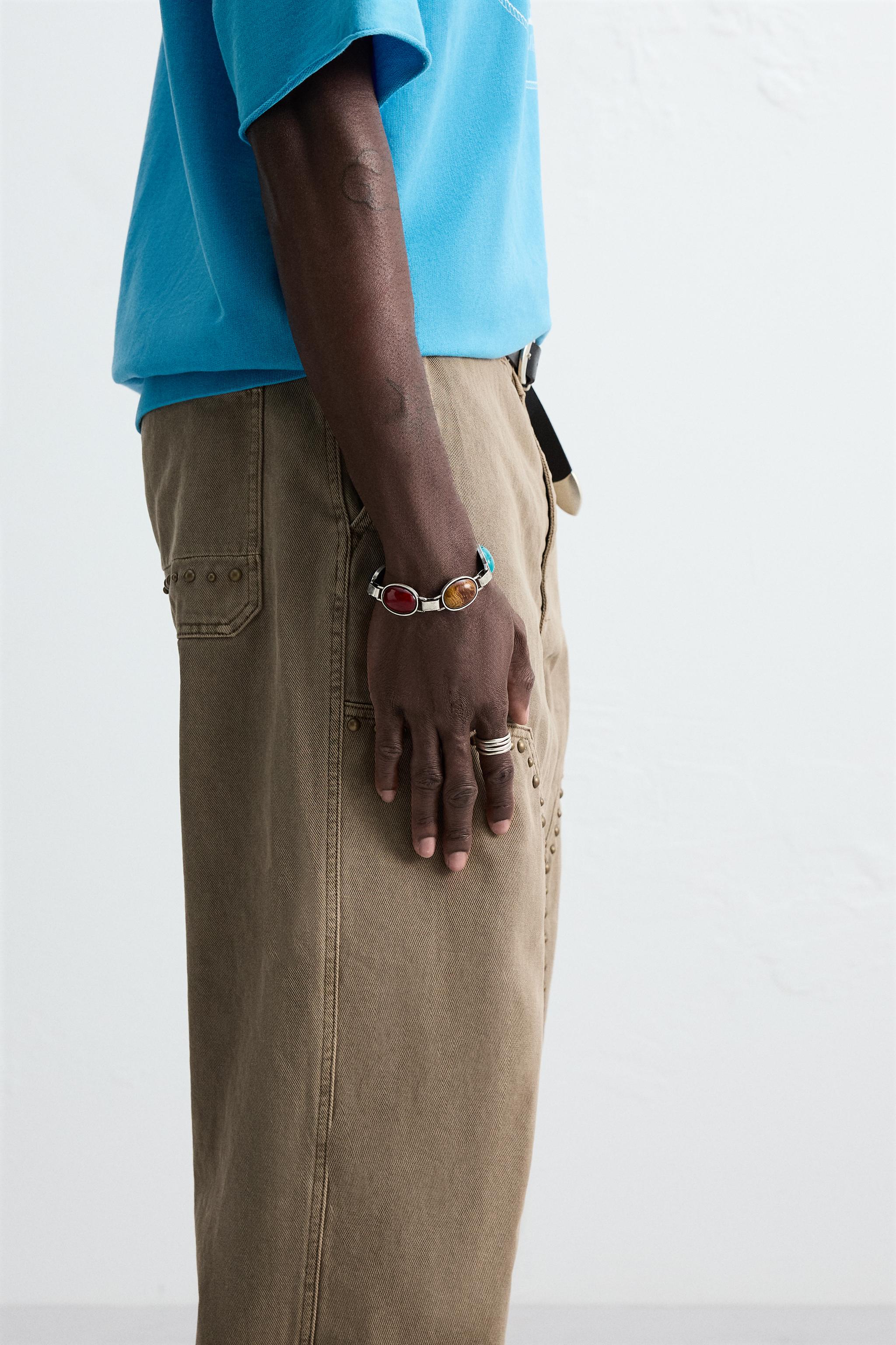 CONTRAST BEAD BRACELET