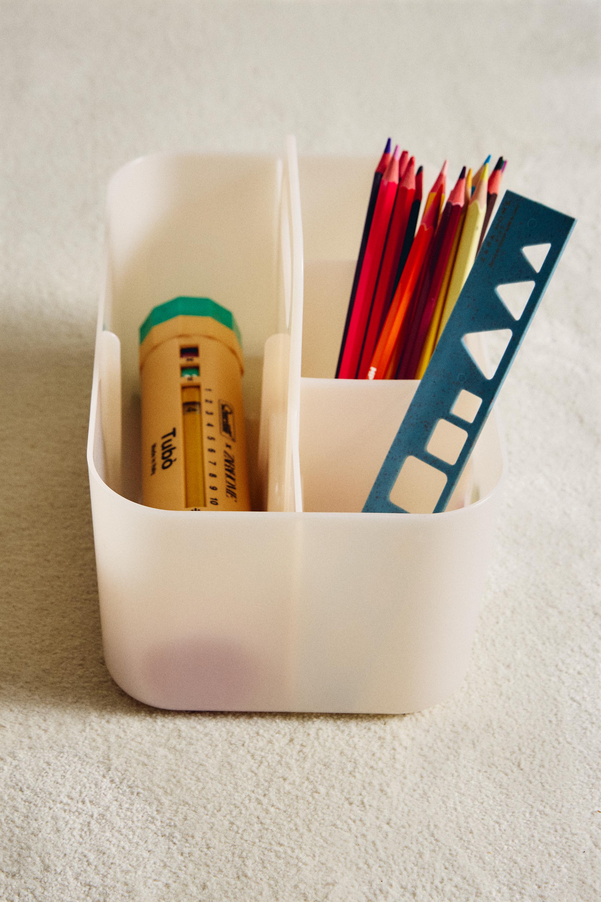 CHILDREN’S PEANUTS™ DESK ORGANIZER
