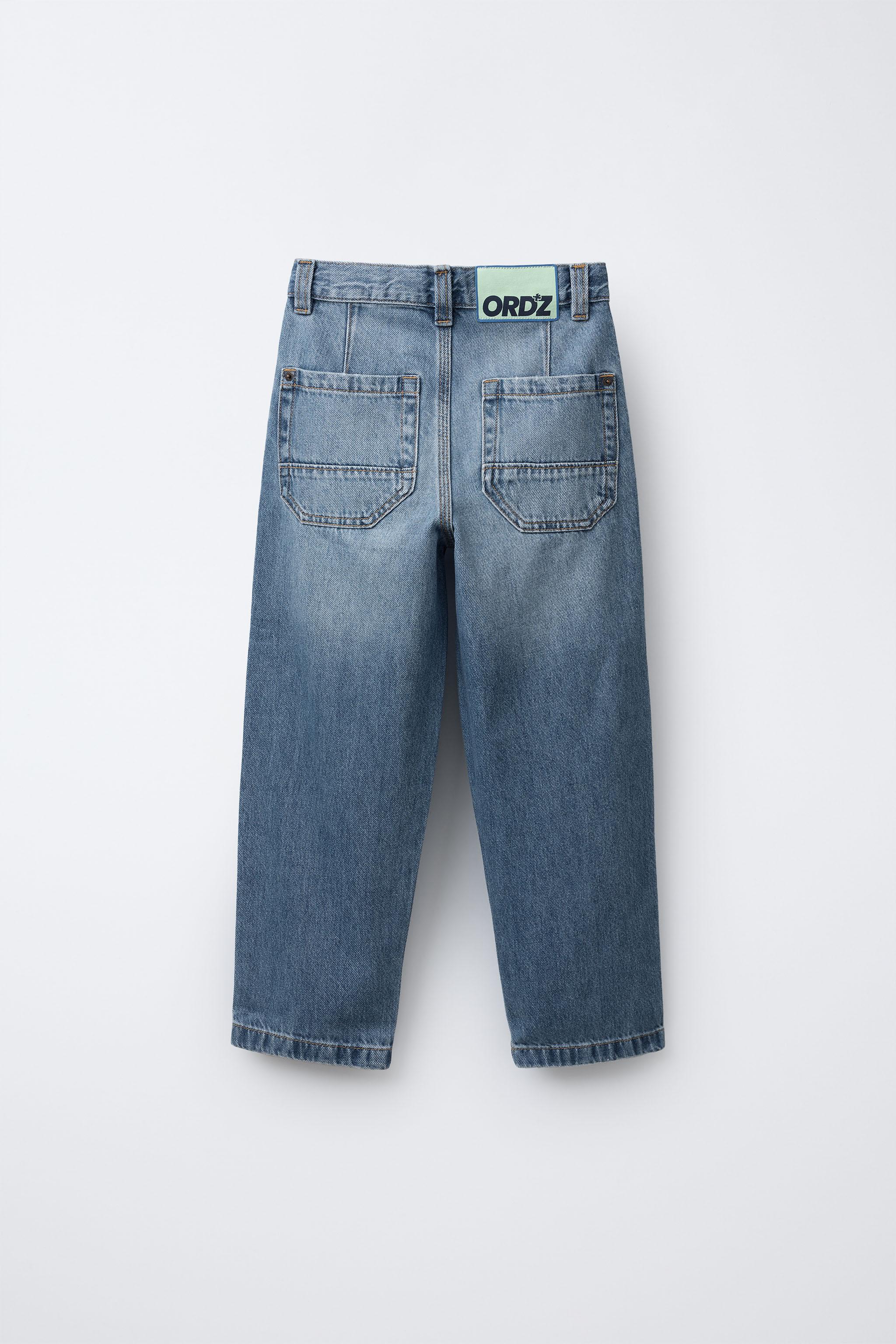 SKATER STRAIGHT LEG JEANS