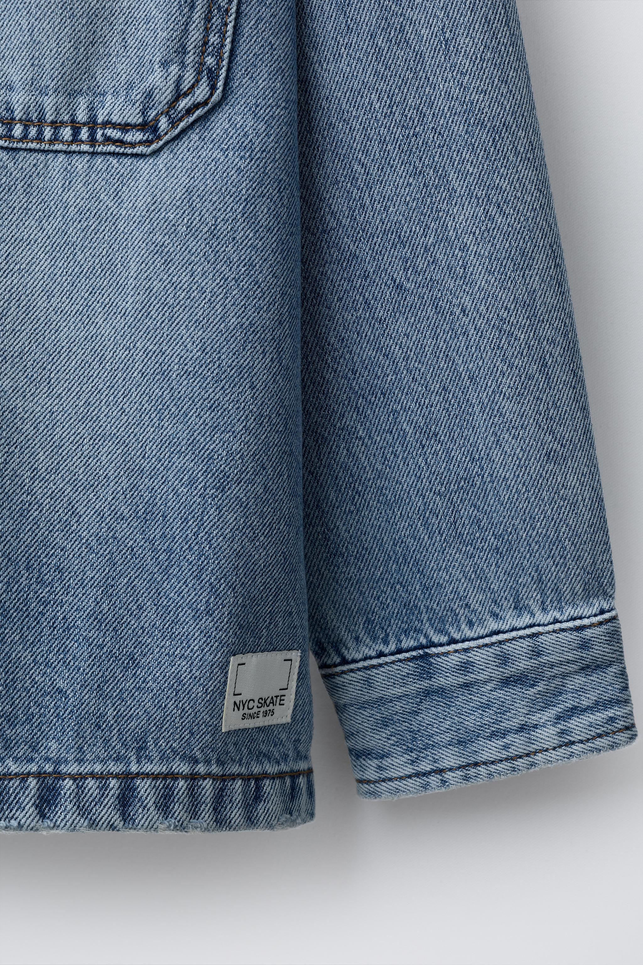 DETACHABLE FLEECE HOOD DENIM OVERSHIRT