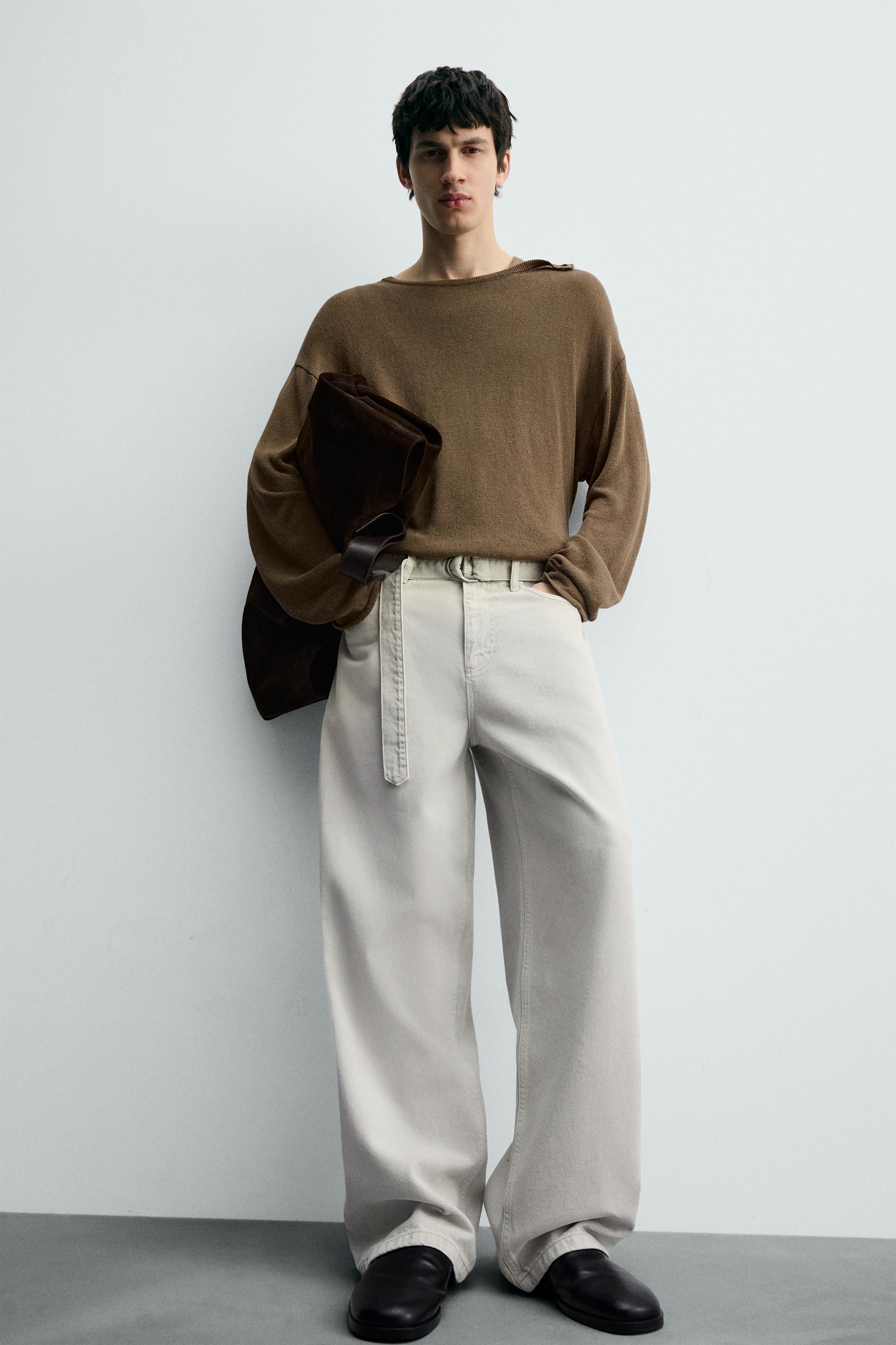 RELAXED FIT BELTED JEANS