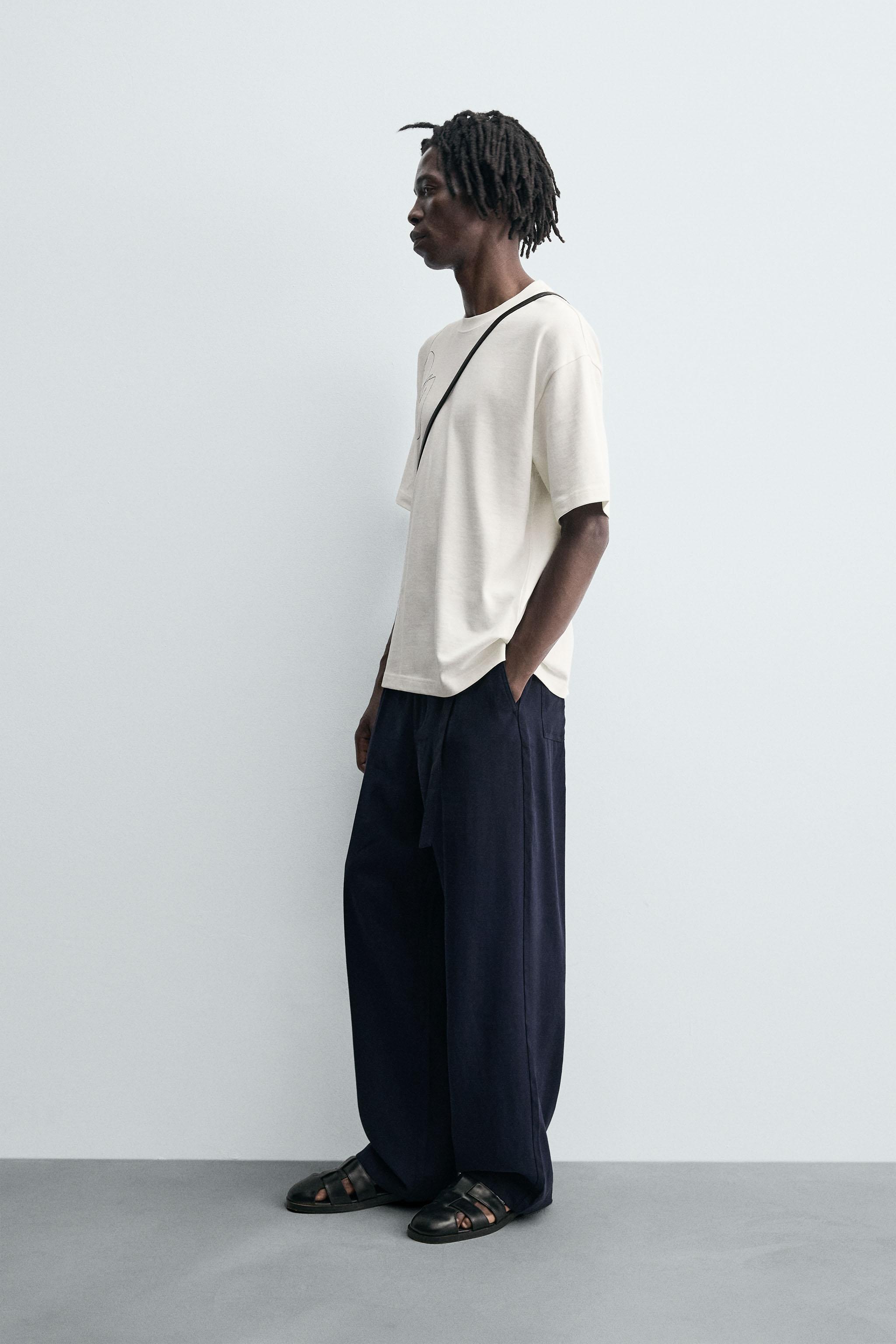 EMBROIDERED PHOTO PRINT T-SHIRT