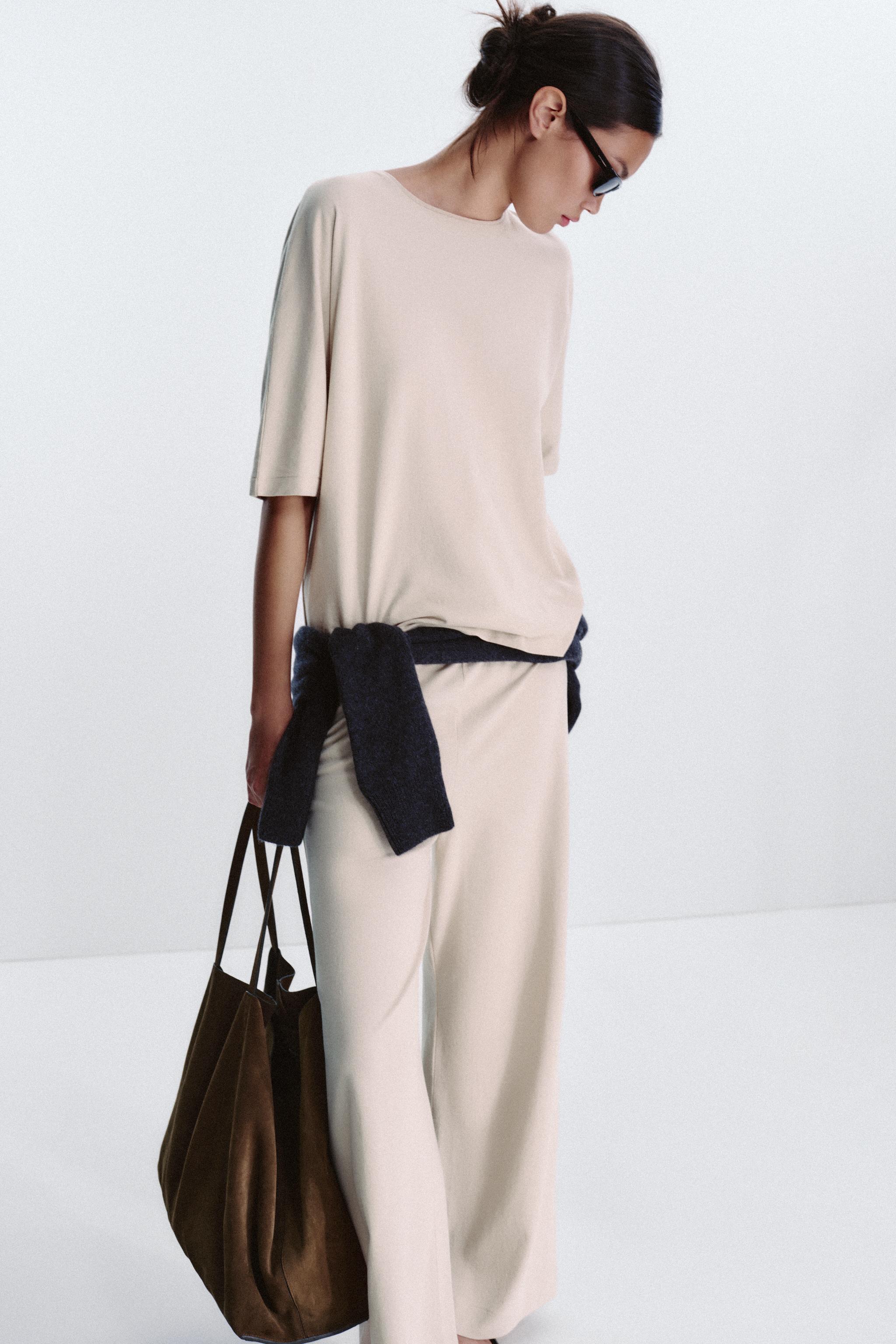 OVERSIZED TEXTURED T-SHIRT