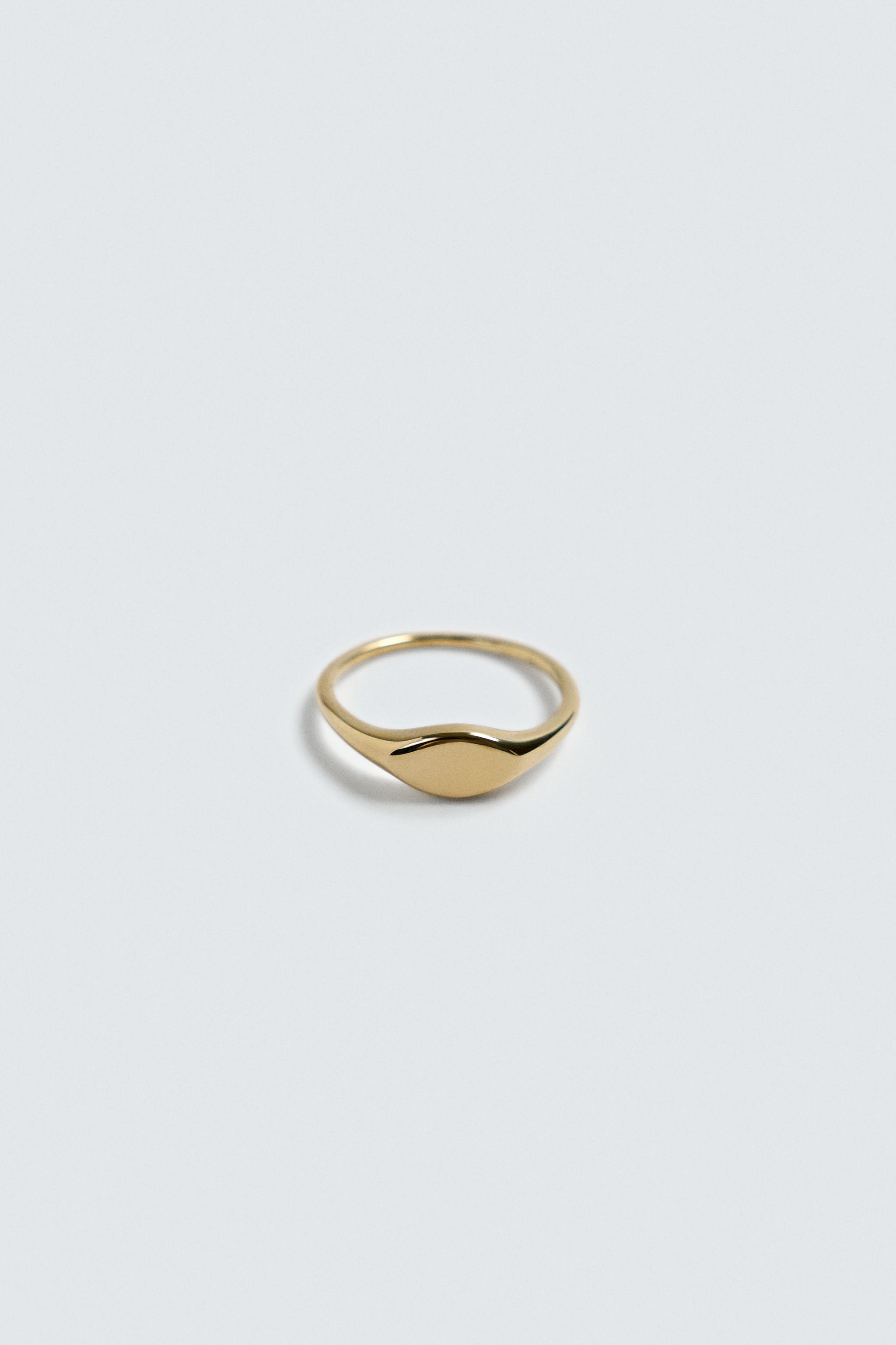 SIGNET RING