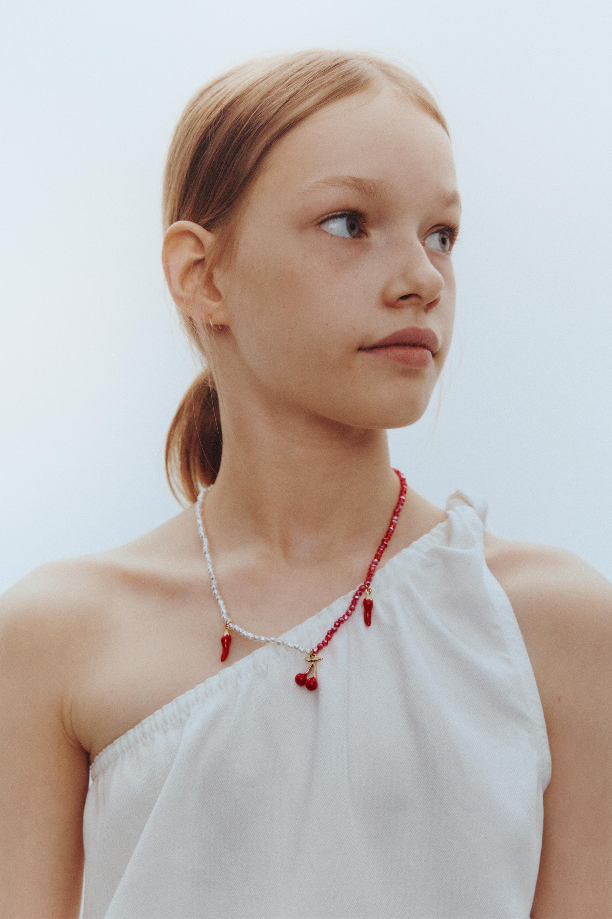 PEPPER AND CHERRY BEADED PENDANT