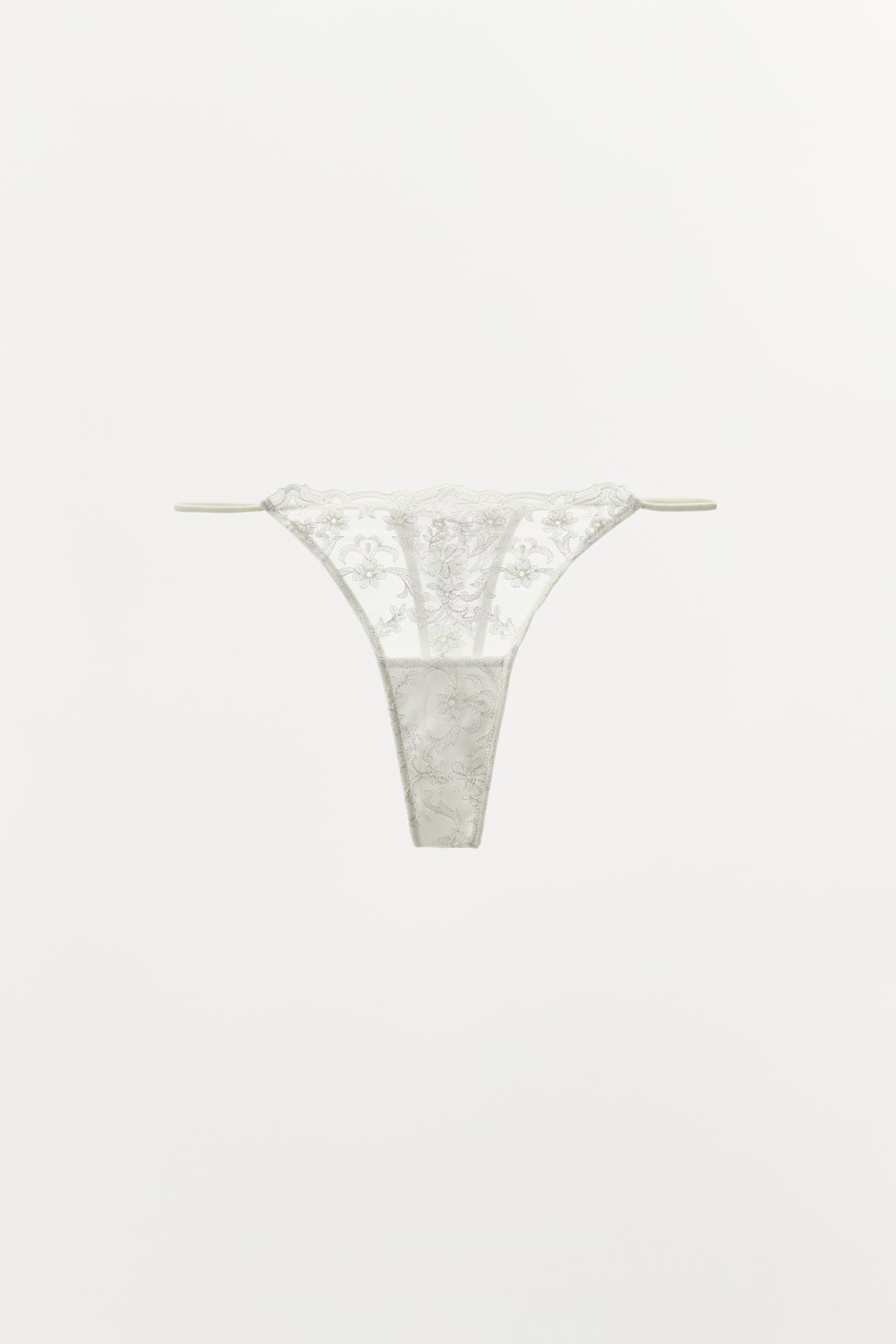 EMBROIDERED LACE THONG