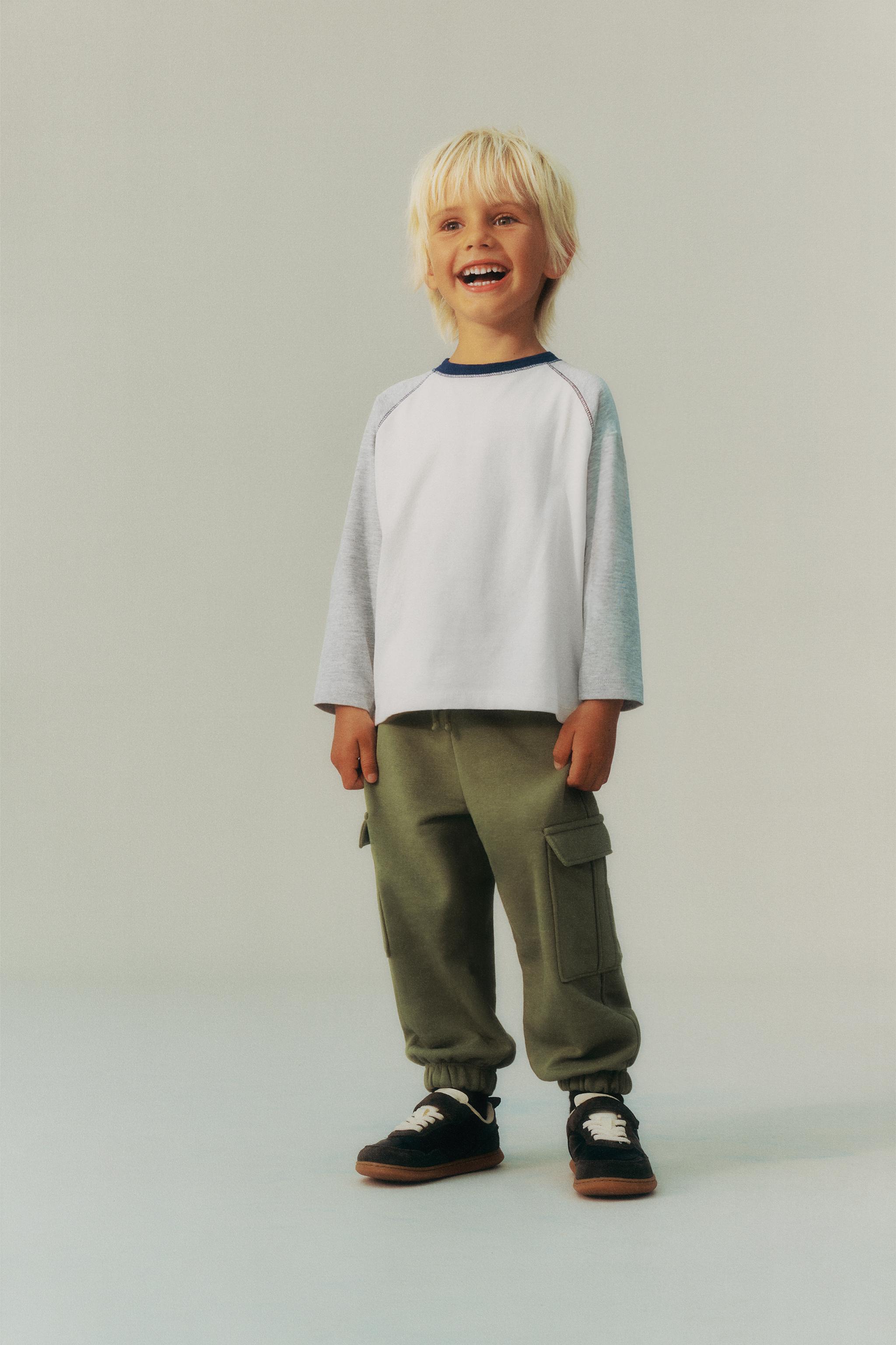 RAGLAN SLEEVE T-SHIRT