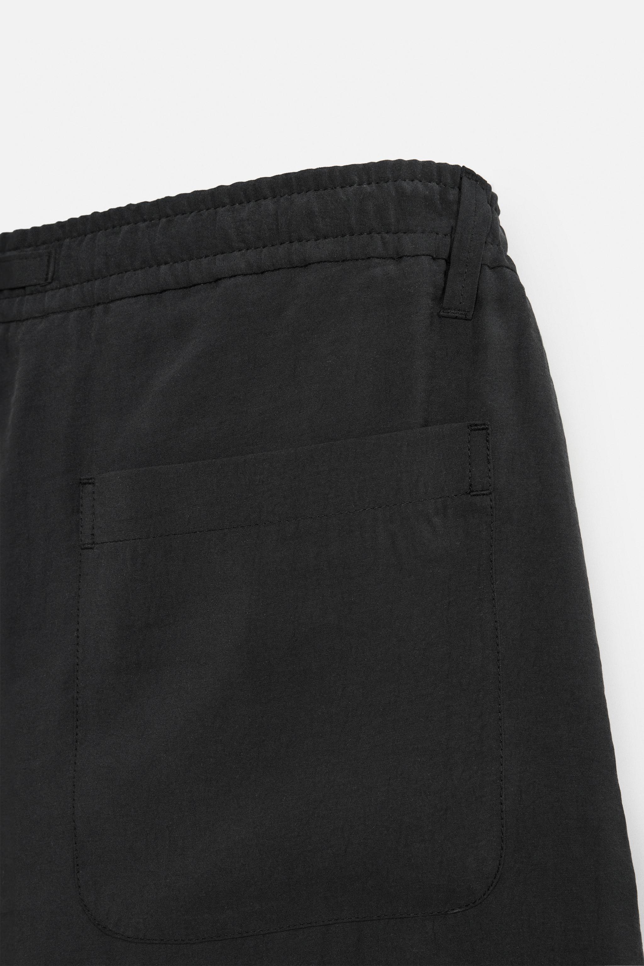 SHORT REGULAR FIT SHORTS