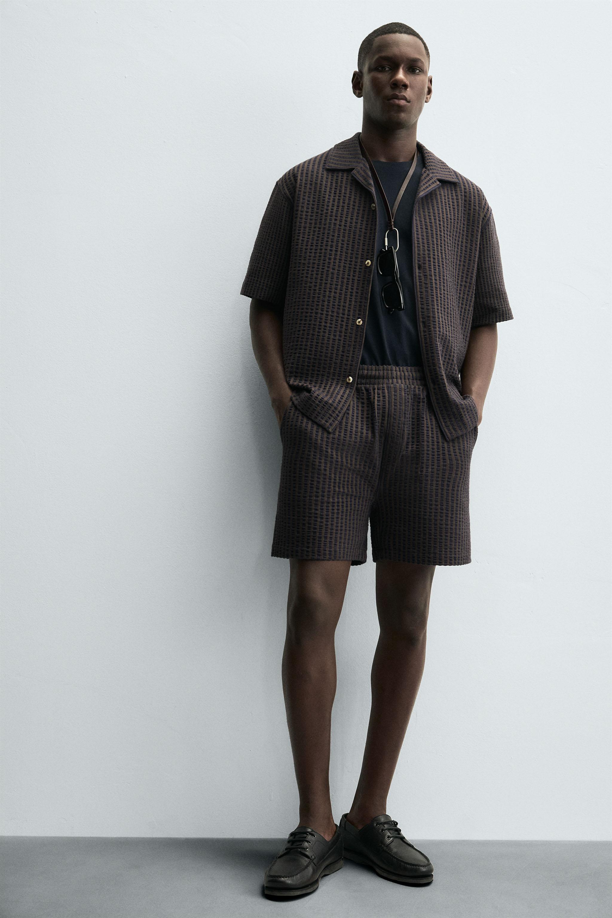 COMFORT STRIPED SEERSUCKER SHORTS