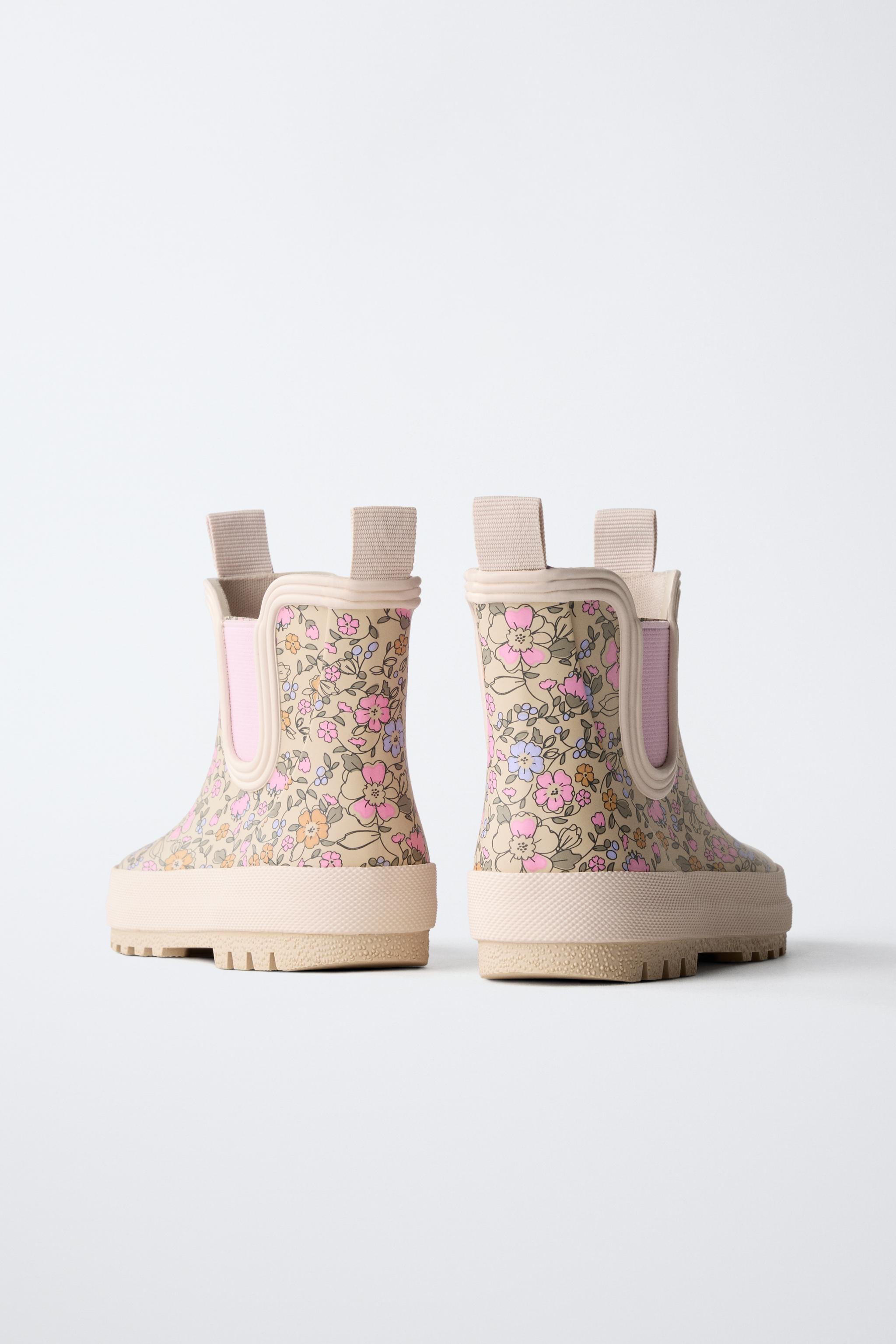 FLORAL RAIN BOOTS
