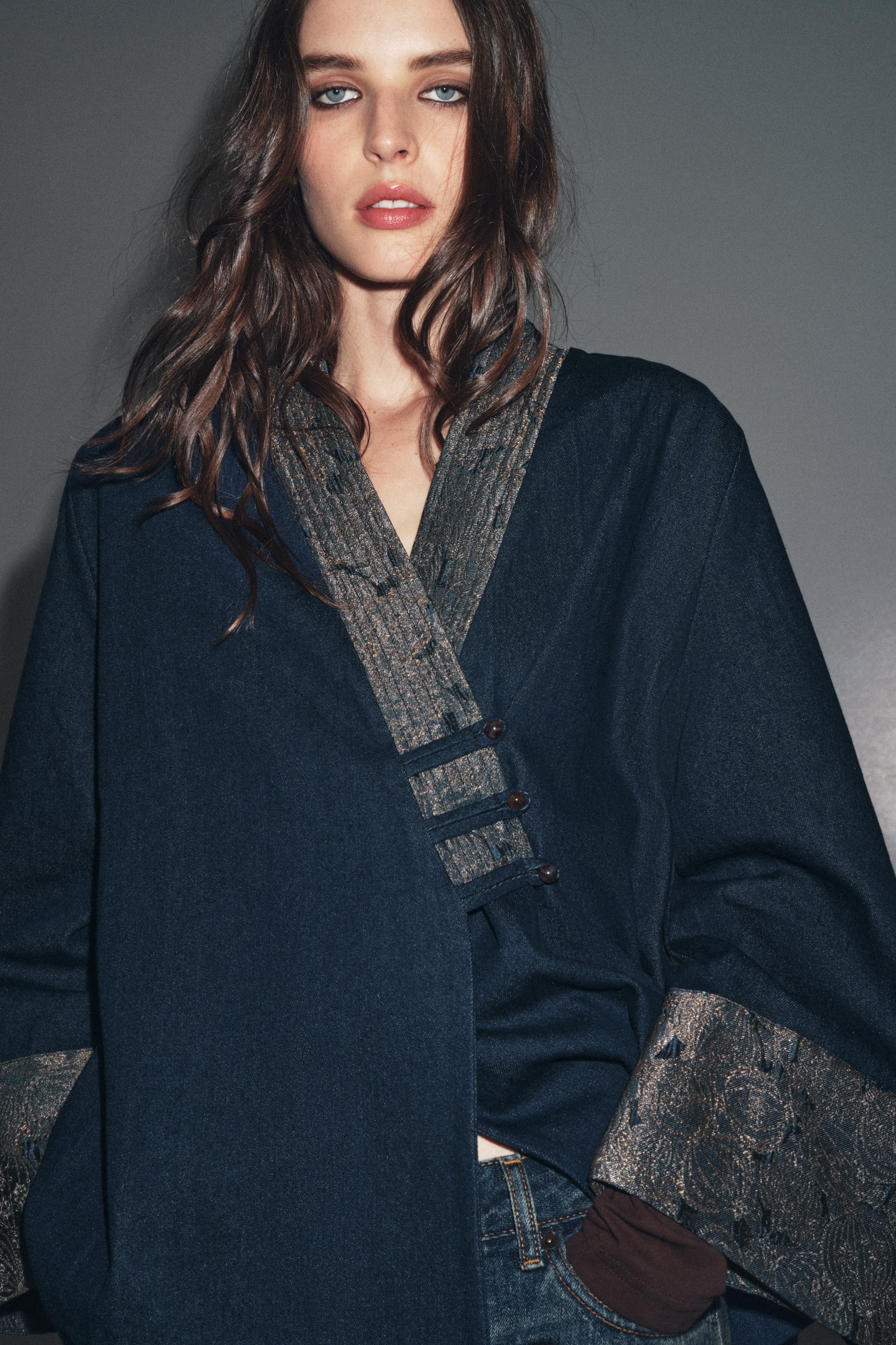 JACQUARD FAUX DENIM KIMONO