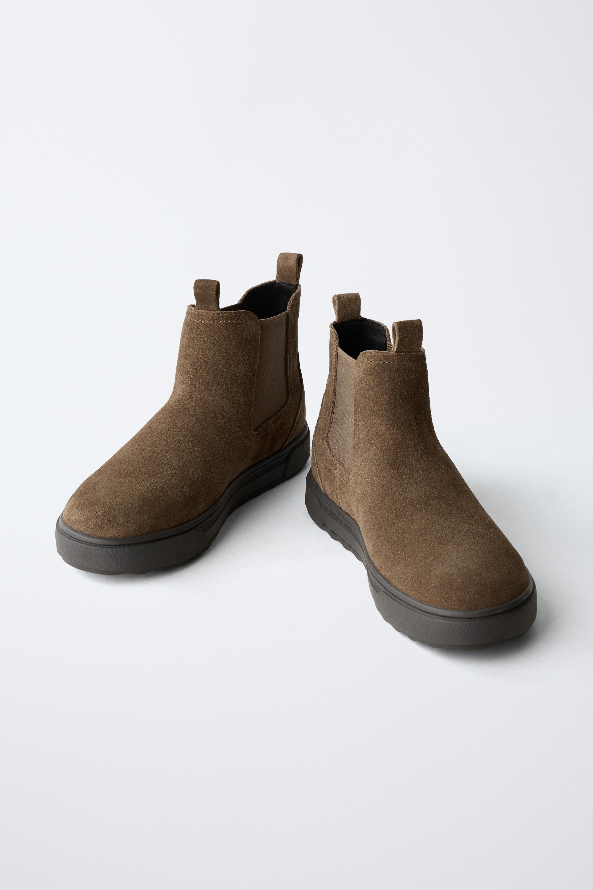 SPLIT LEATHER CHELSEA ANKLE BOOTS