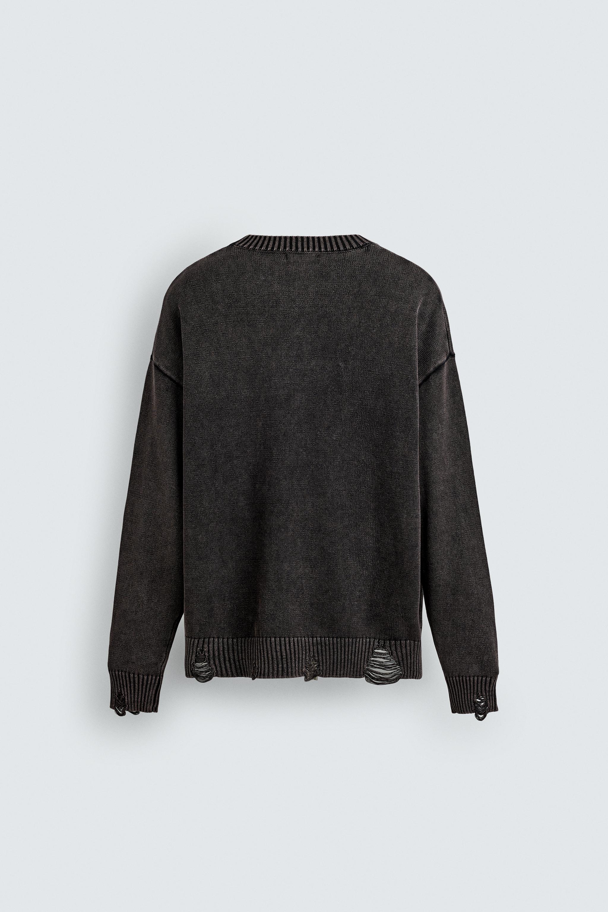REVERSIBLE RIPPED EFFECT SWEATER