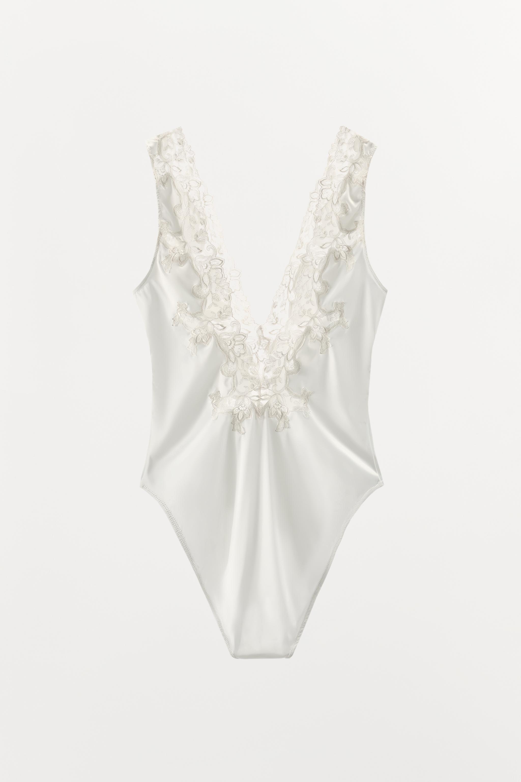 SATIN EFFECT EMBROIDERY LACE BODYSUIT