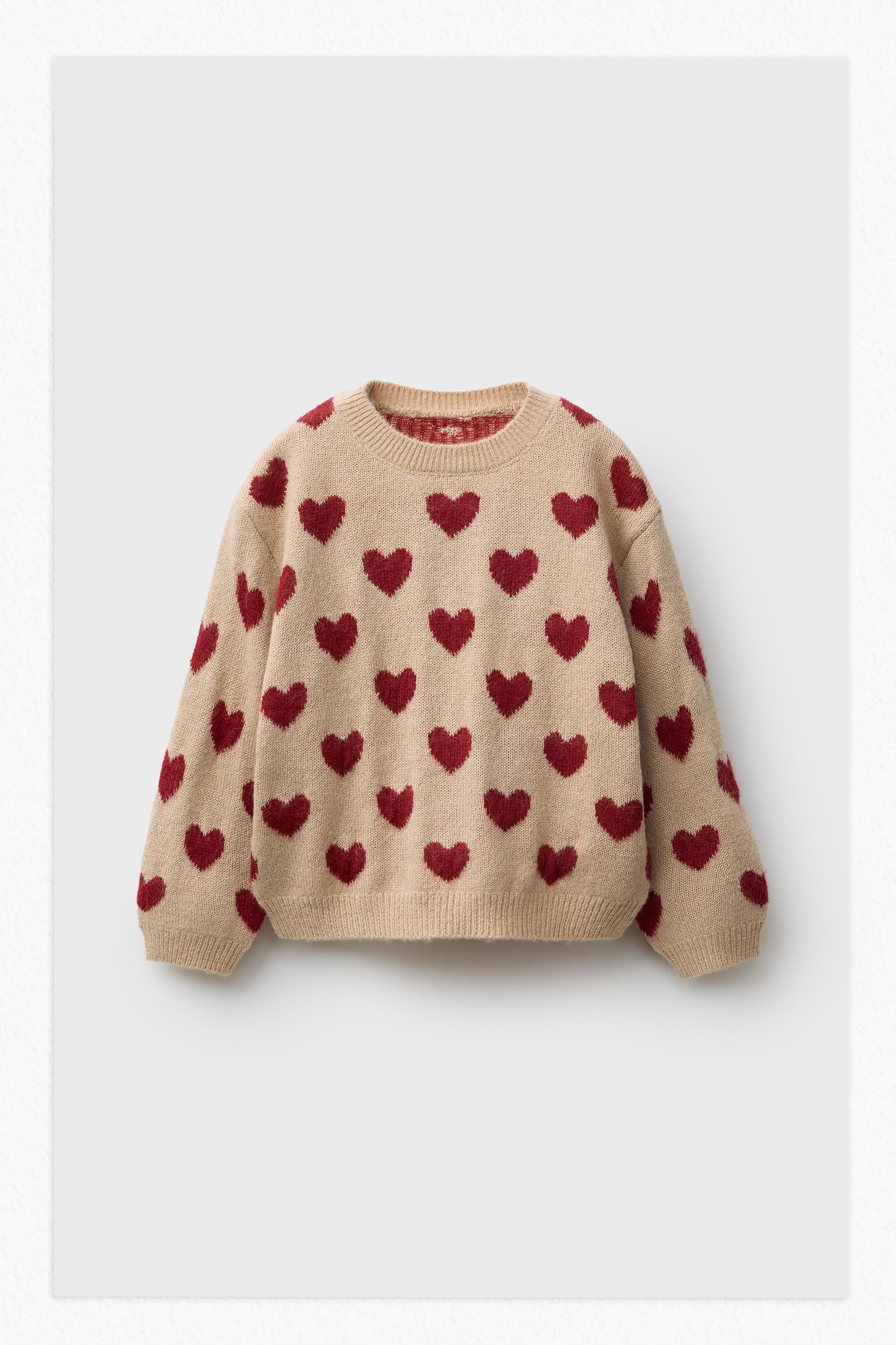 HEART KNIT SWEATER