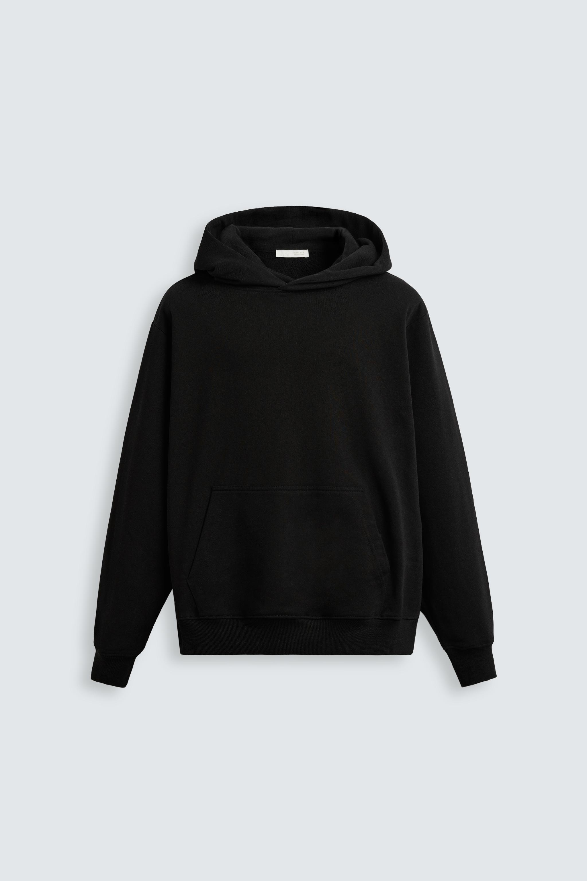 BASIC HOODIE SWEATSHIRT