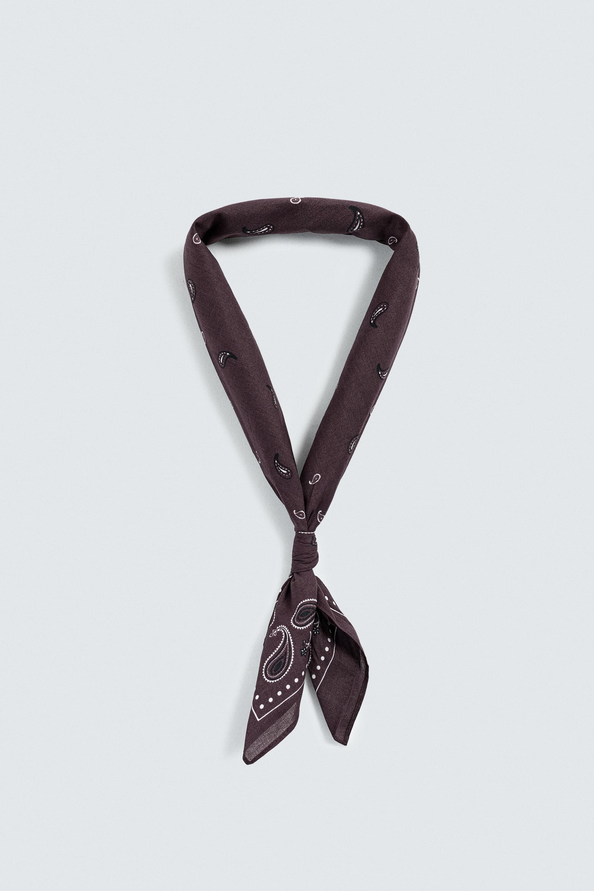 PAISLEY PRINT BANDANA