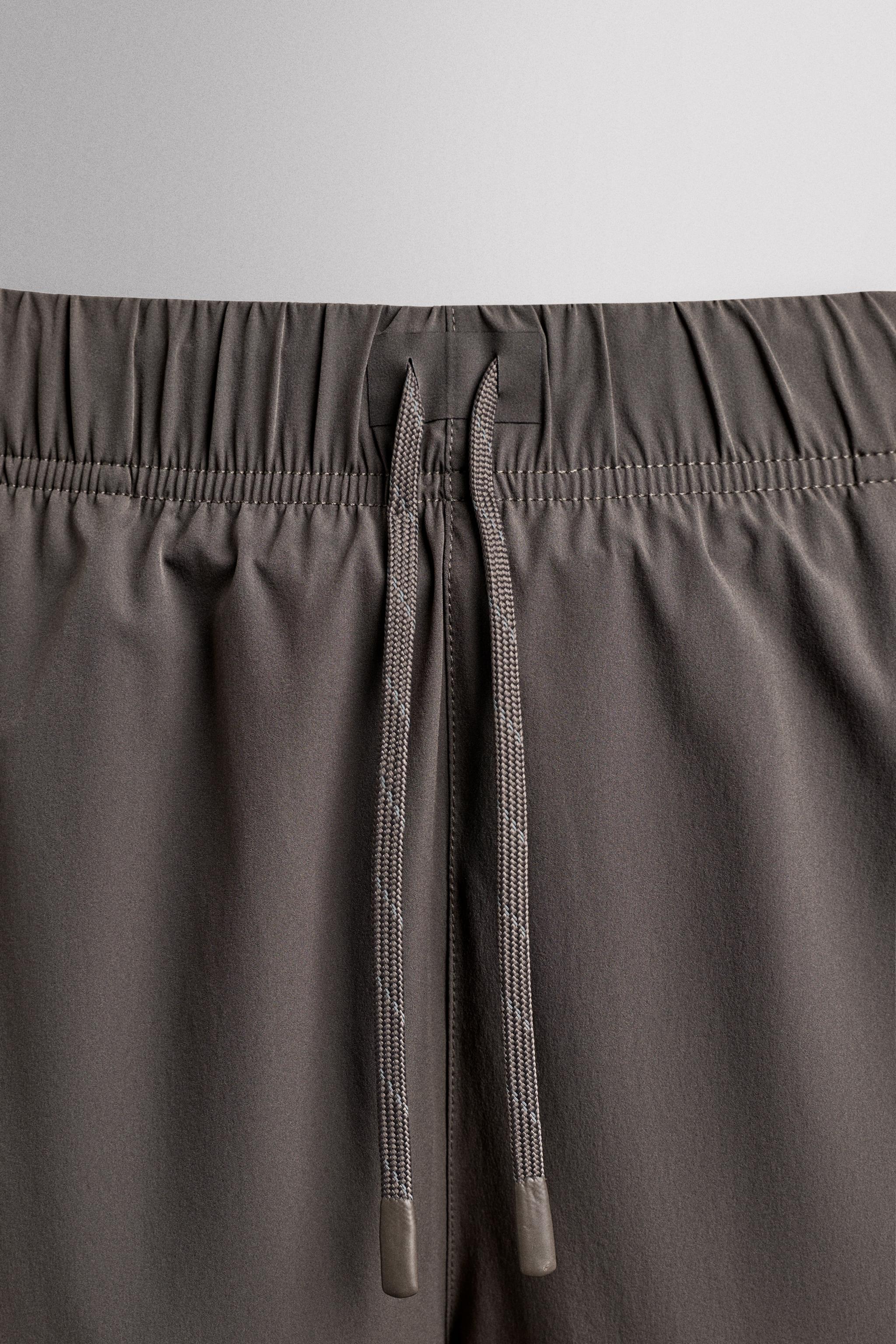 2-IN-1 TRAINING SHORTS