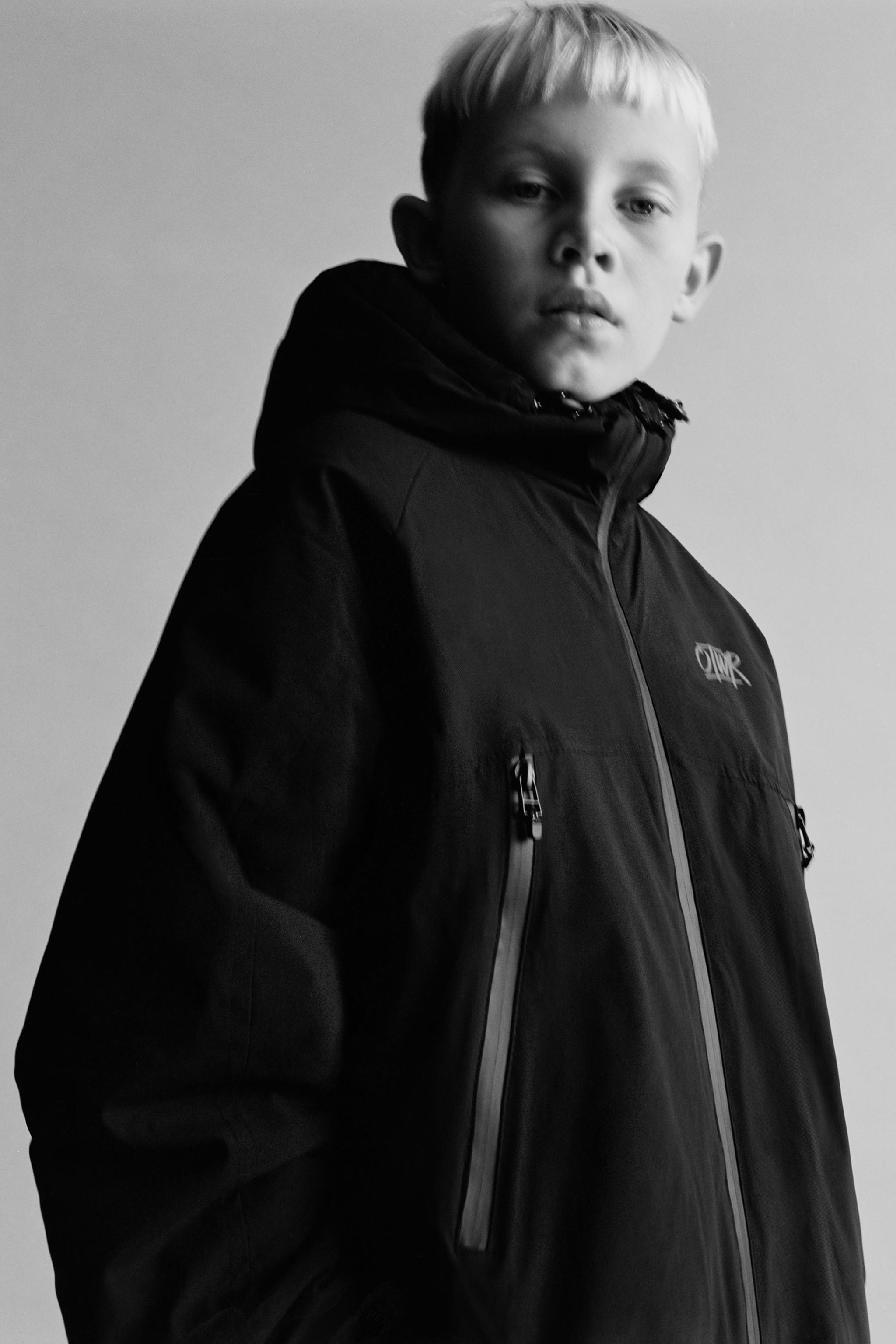 ZIPPERED PUFFER JACKET