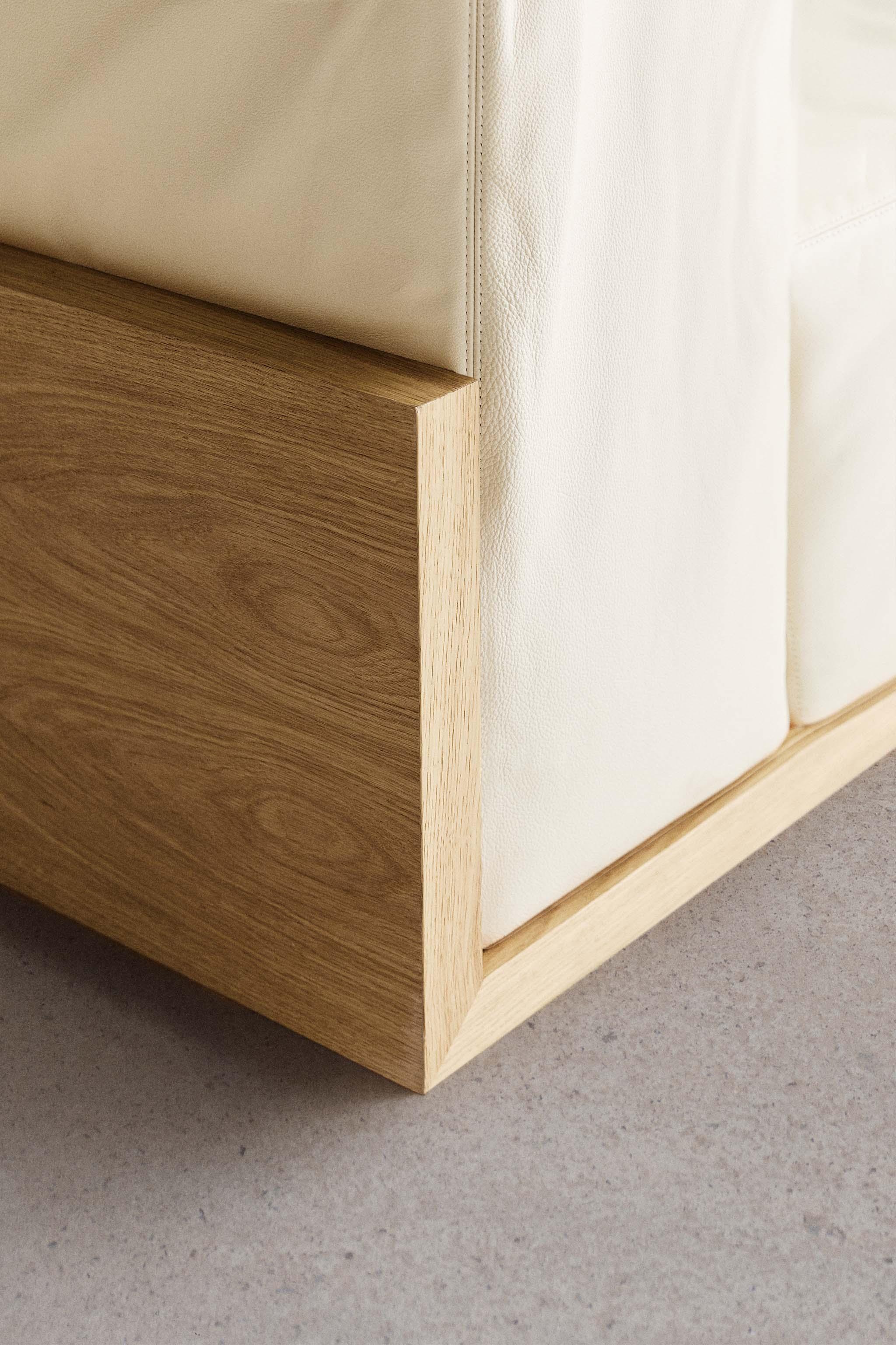 SOFA 02 | CENTERPIECE MODULE