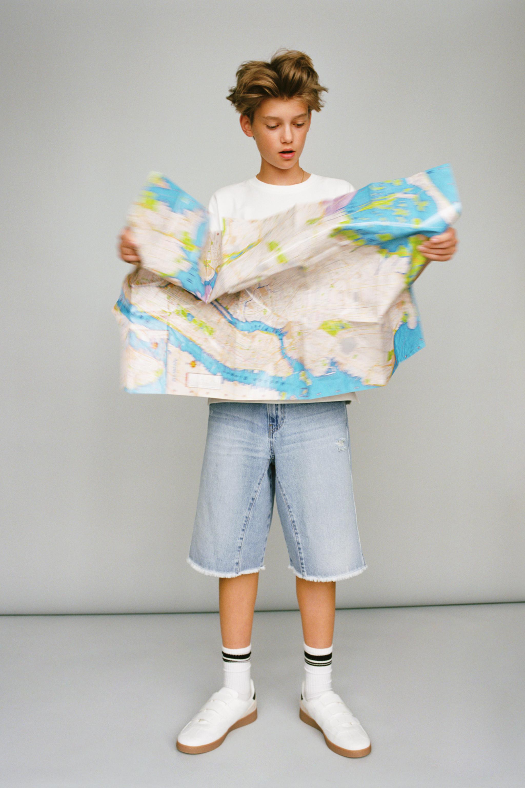 STAR PATCH RELAXED BAGGY DENIM SHORTS