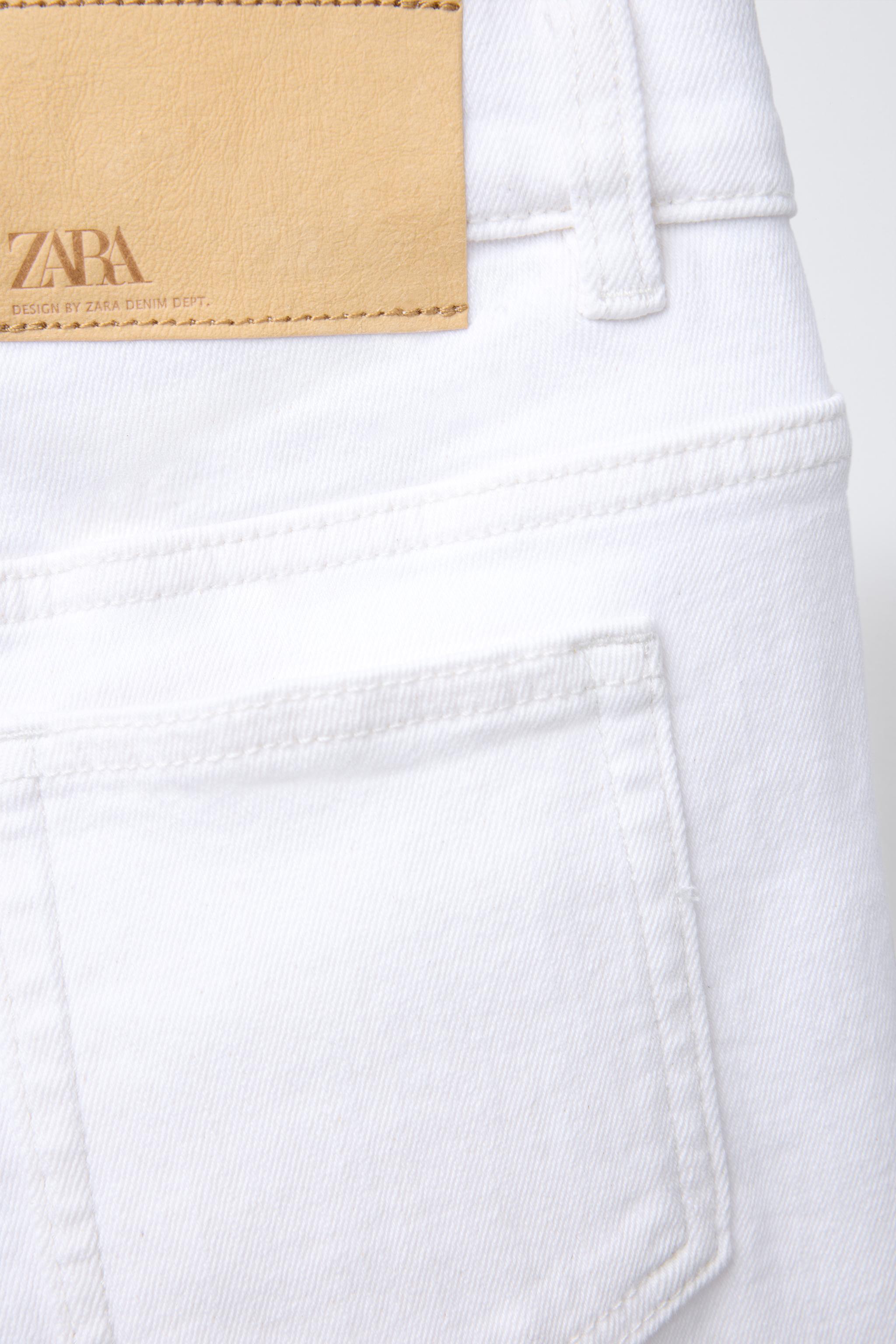 BASIC STRAIGHT DENIM BERMUDA SHORTS