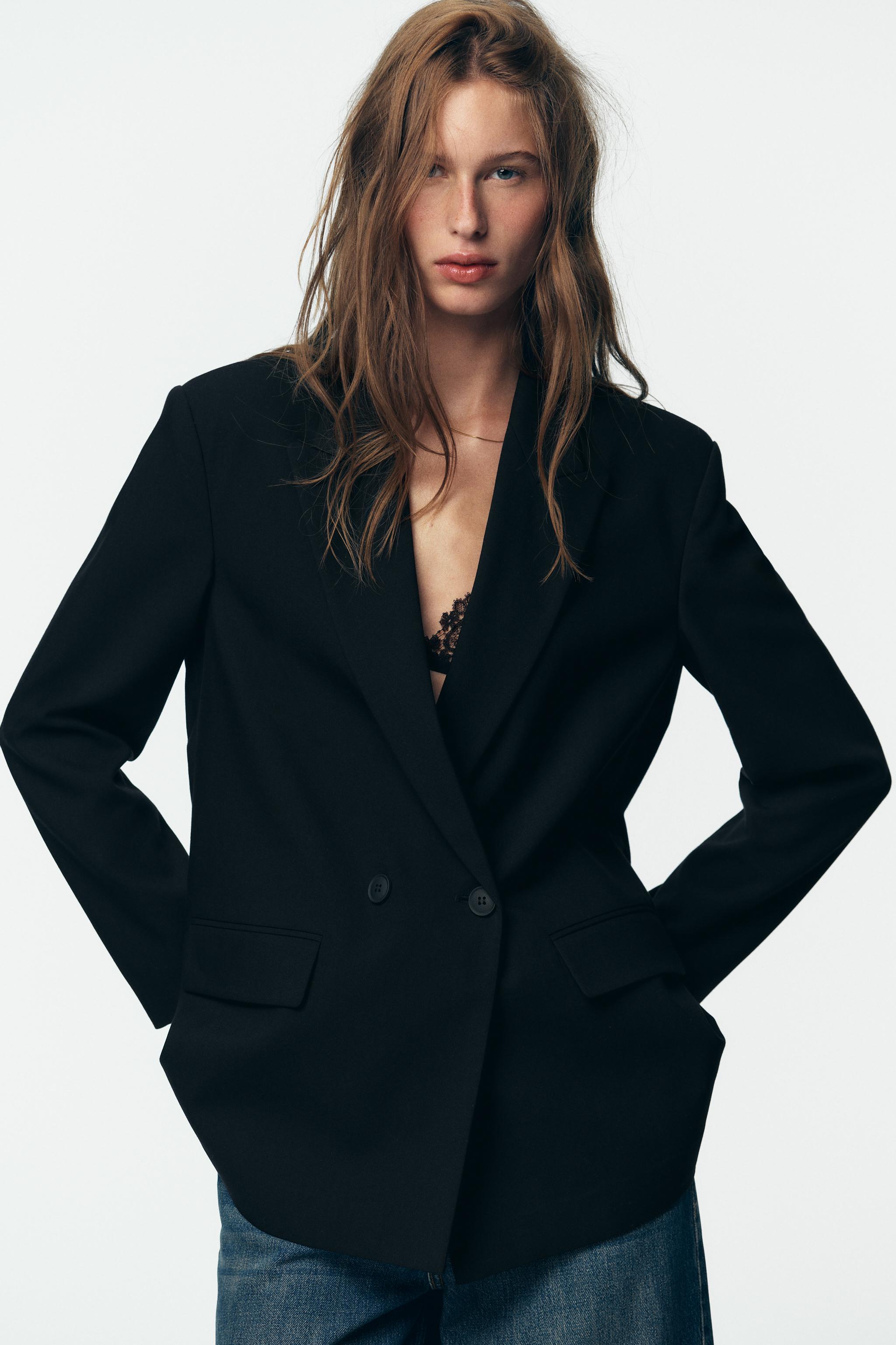 OVERSIZED DOUBLE-BREASTED BLAZER