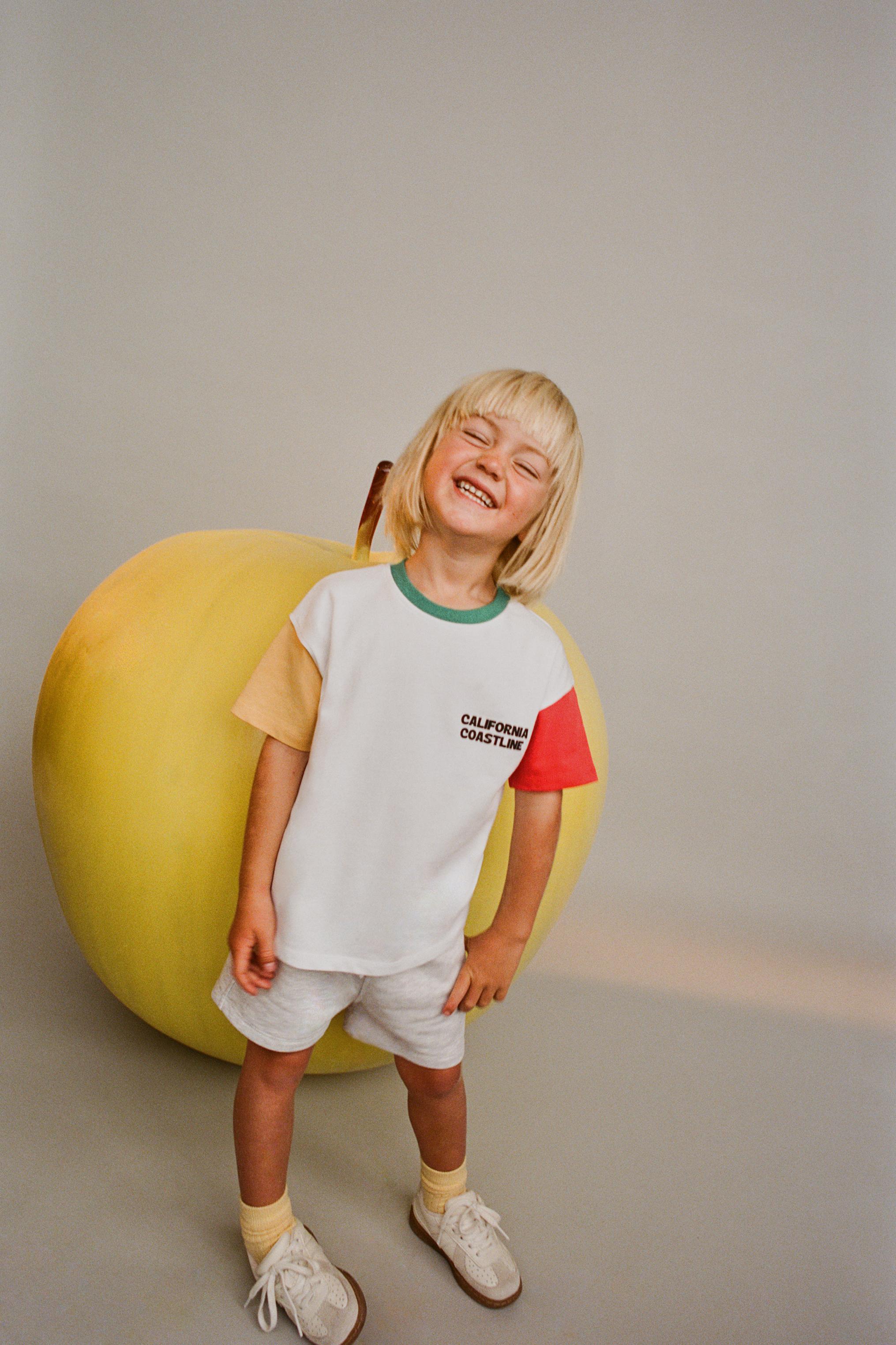 TEXT T-SHIRT AND HEATHERED BERMUDA JOGGING SET