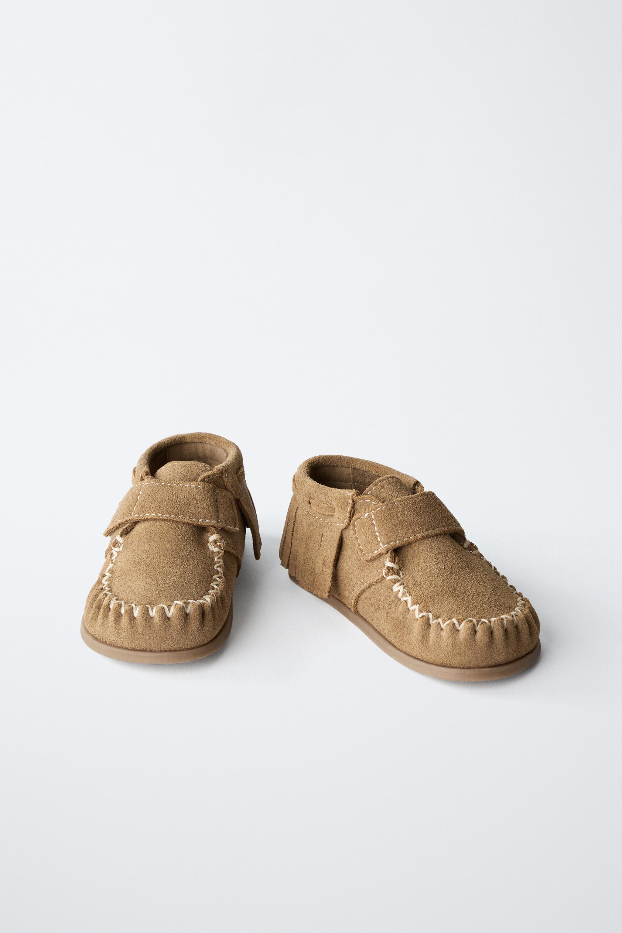 BAREFOOT LEATHER FRINGE BOOTS