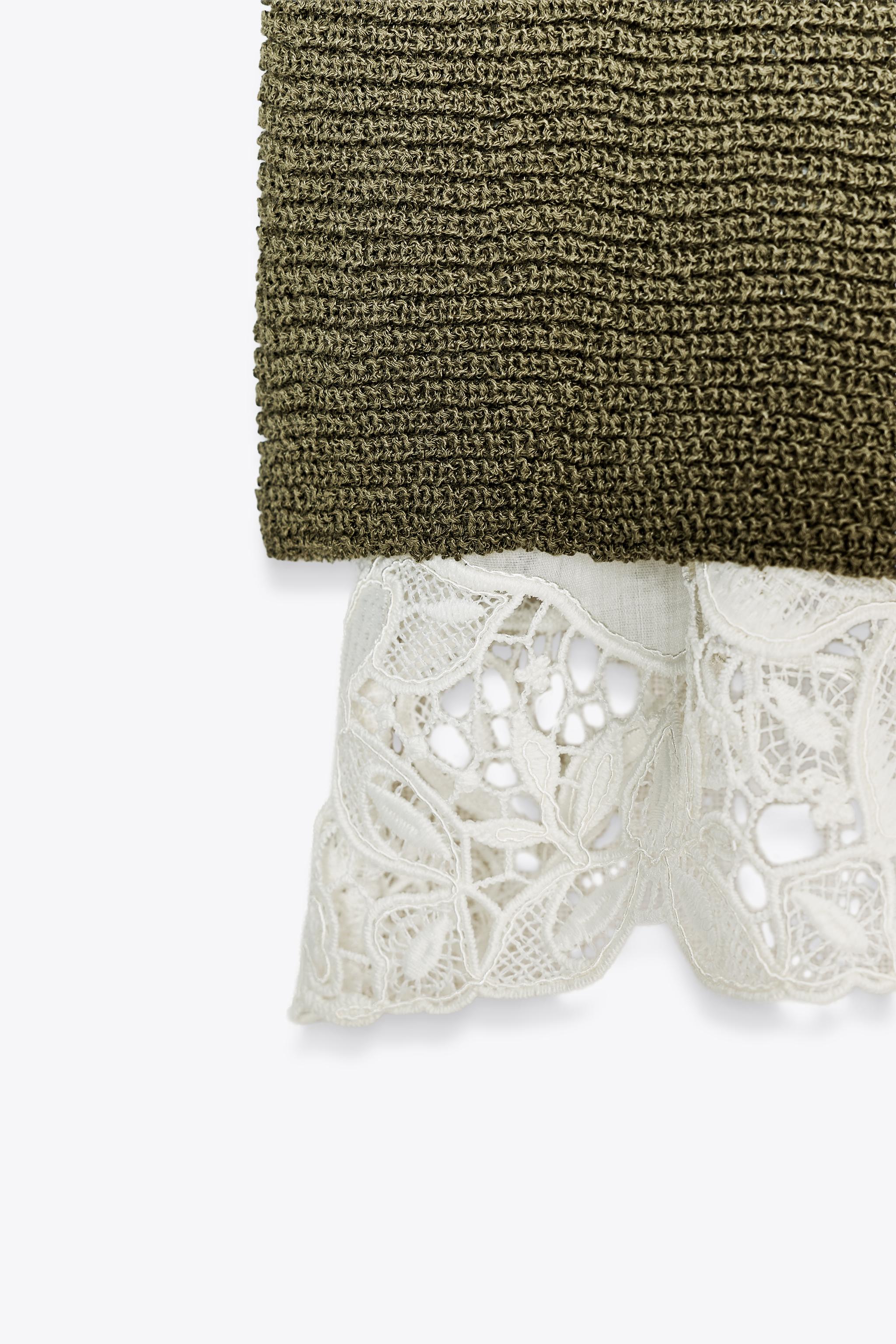 COMBINATION KNIT SWEATER