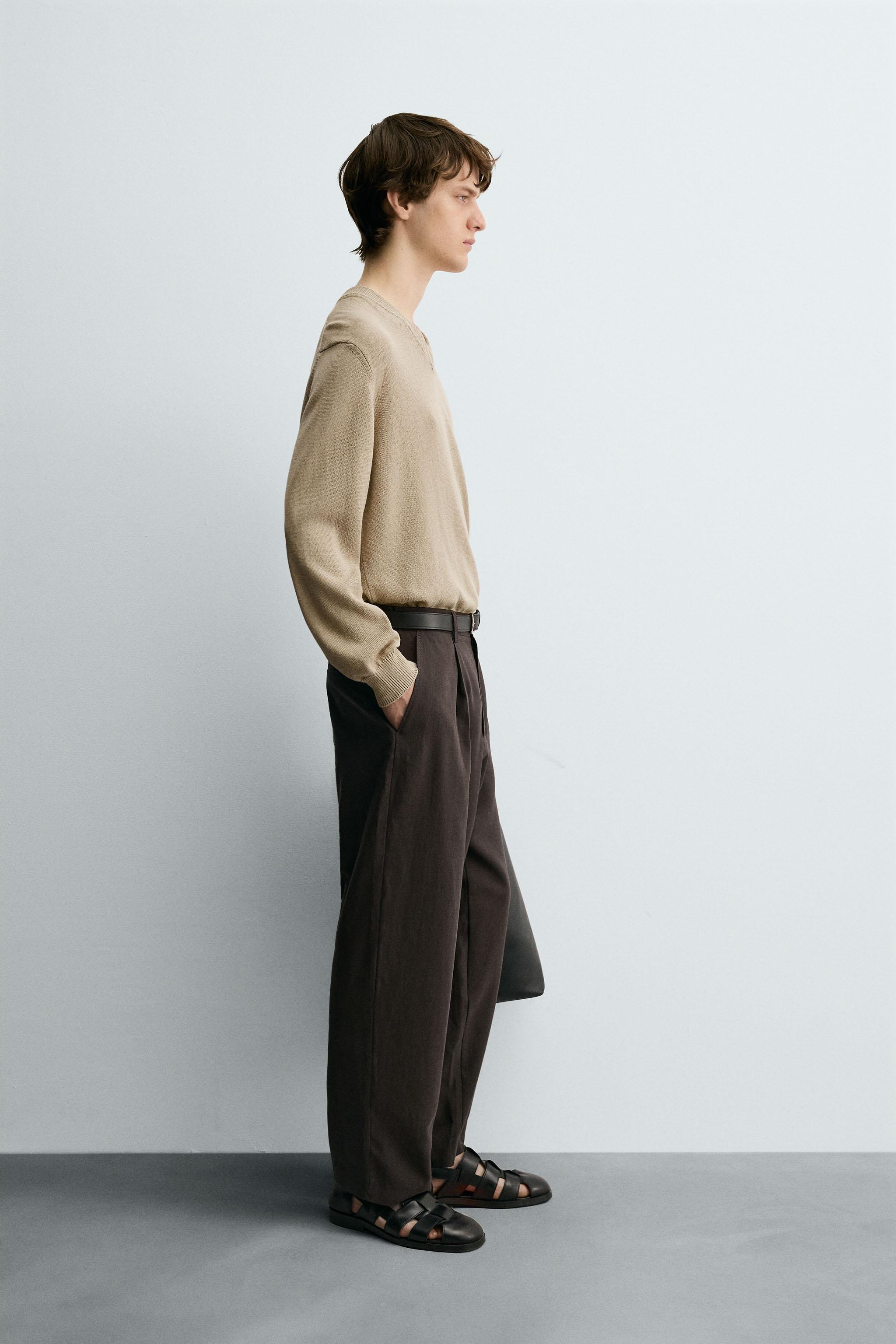 PLEATED FLOWY PANTS